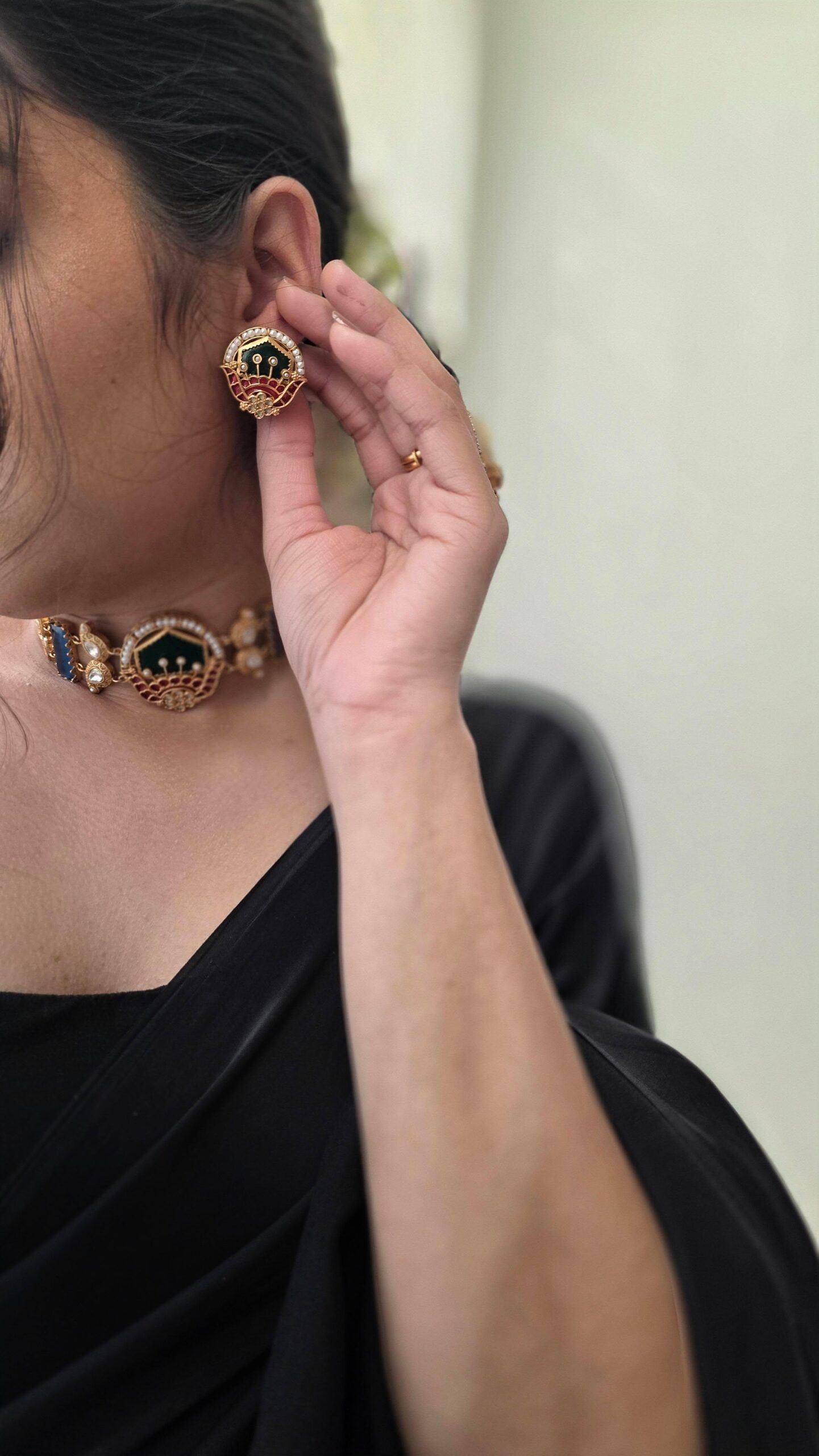 Madhuban handcrafted choker Thumbnail