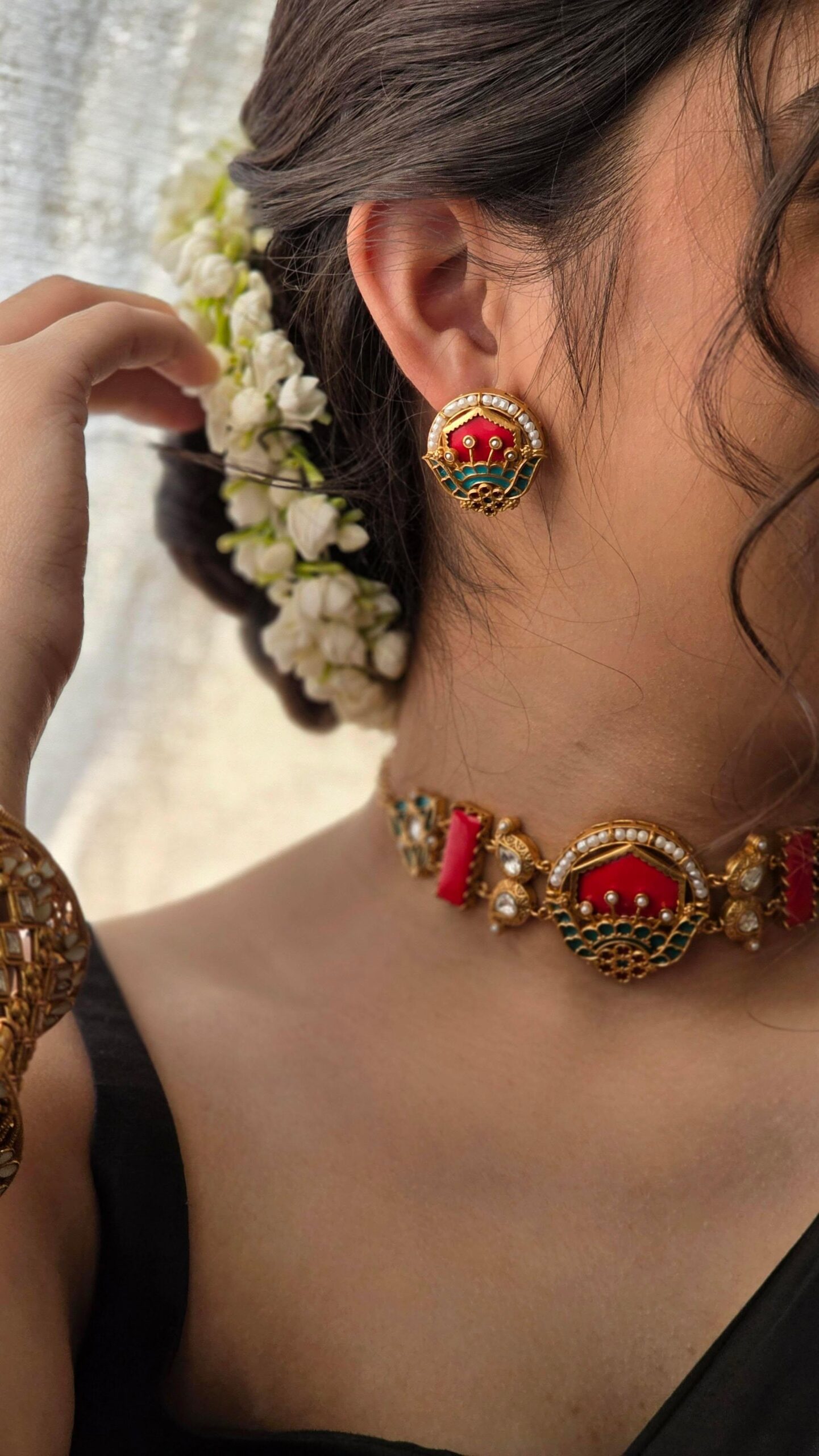 Madhuban handcrafted choker Thumbnail