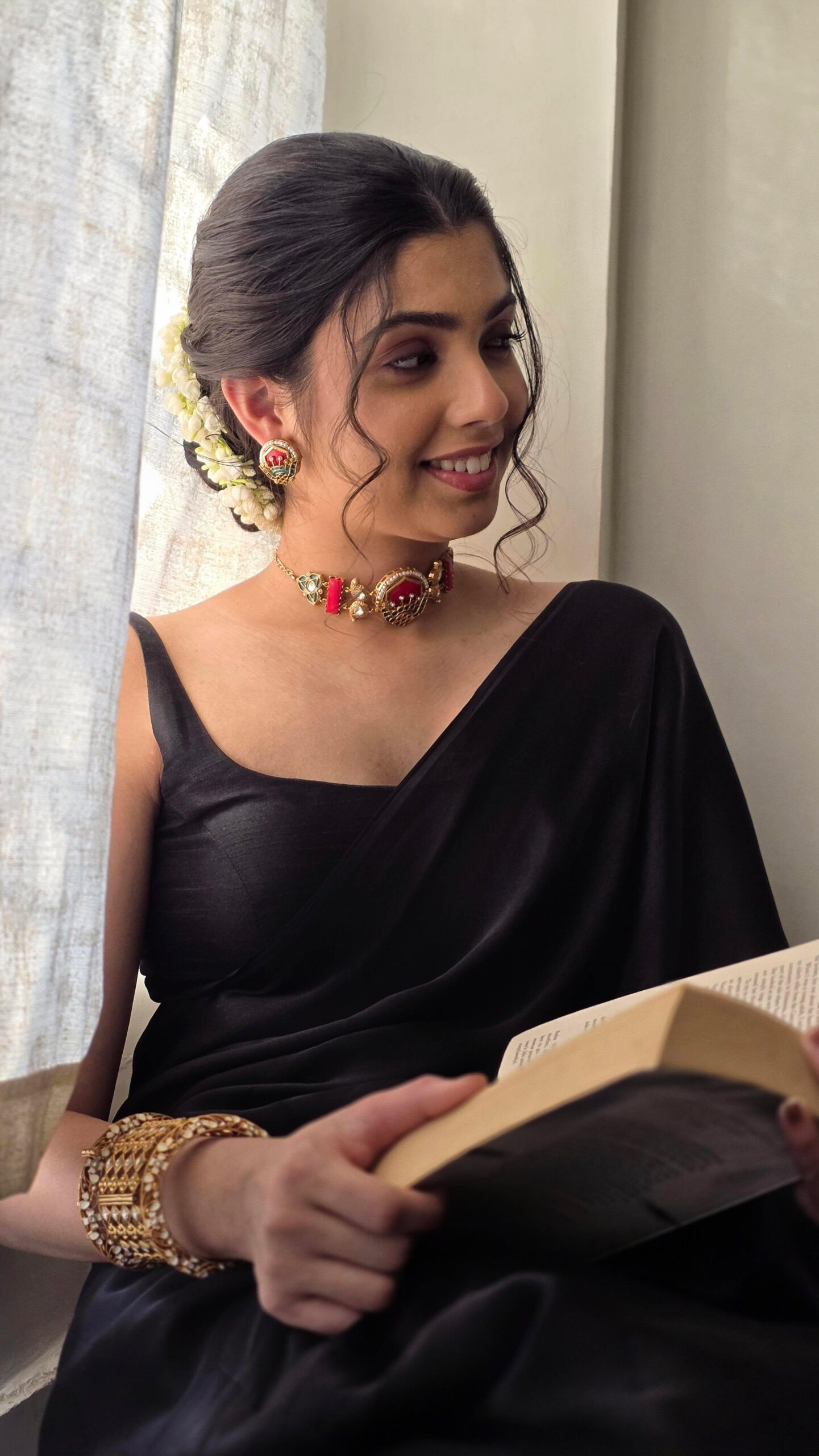 Madhuban handcrafted choker Thumbnail