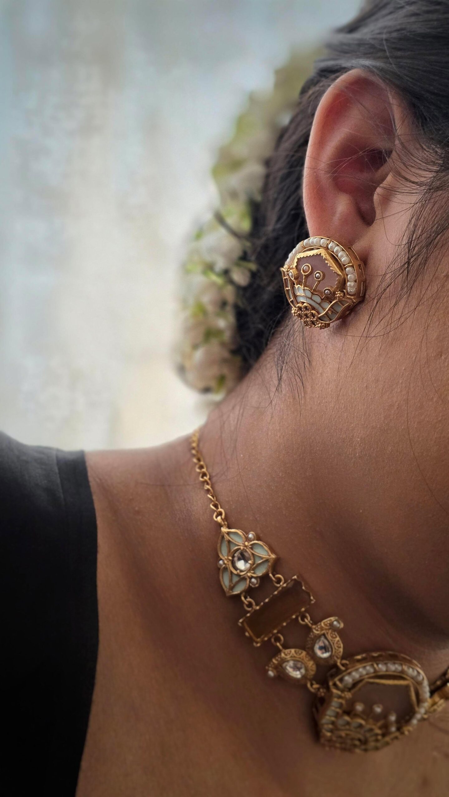 Madhuban handcrafted choker Thumbnail