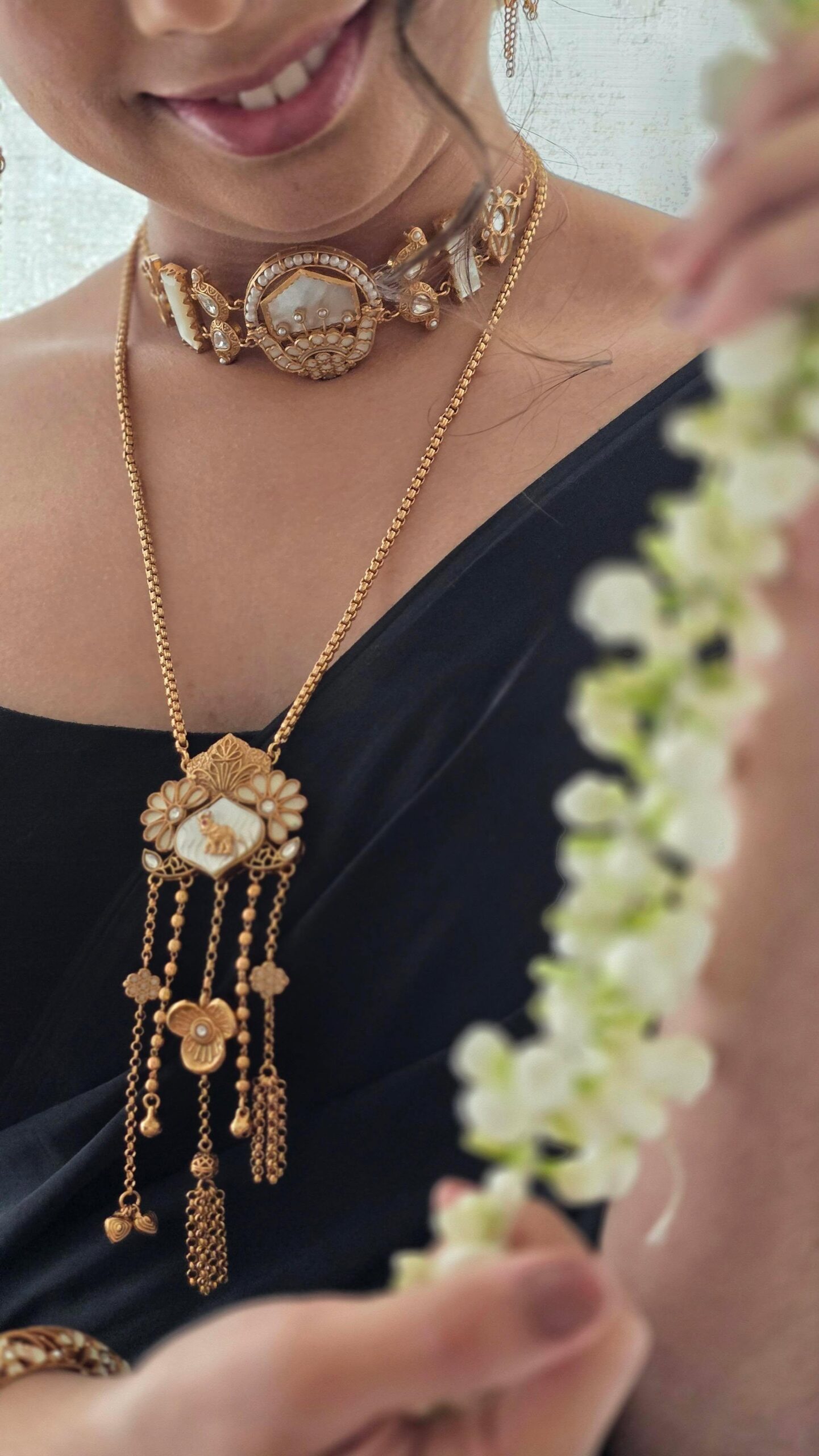 Madhuban handcrafted choker Thumbnail