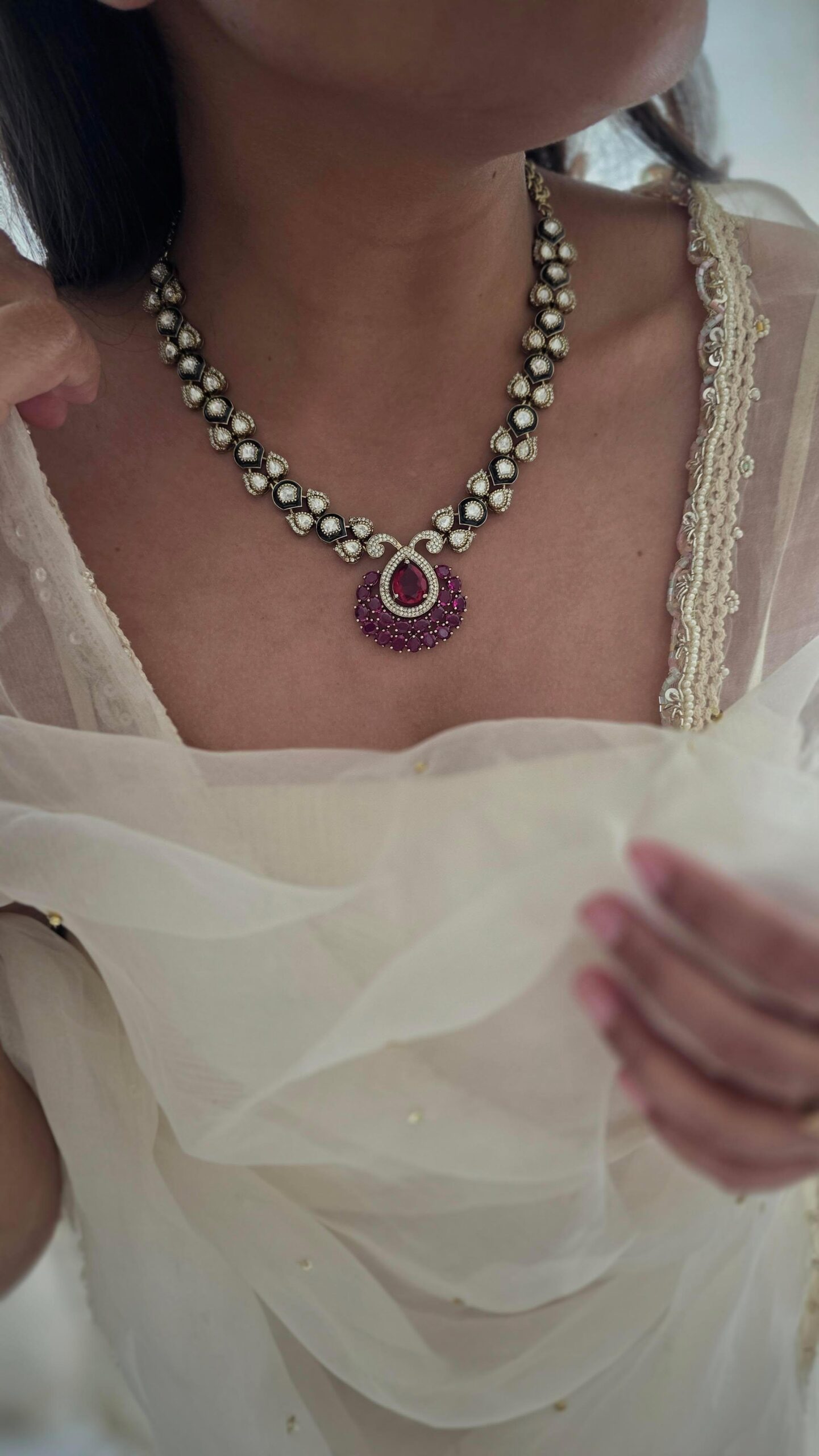 Ojasvi quartz necklace Thumbnail