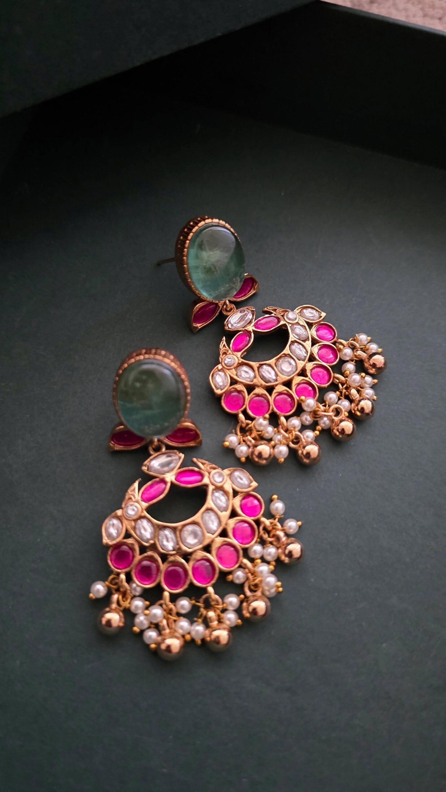 Nupura quartz and polki necklace Thumbnail