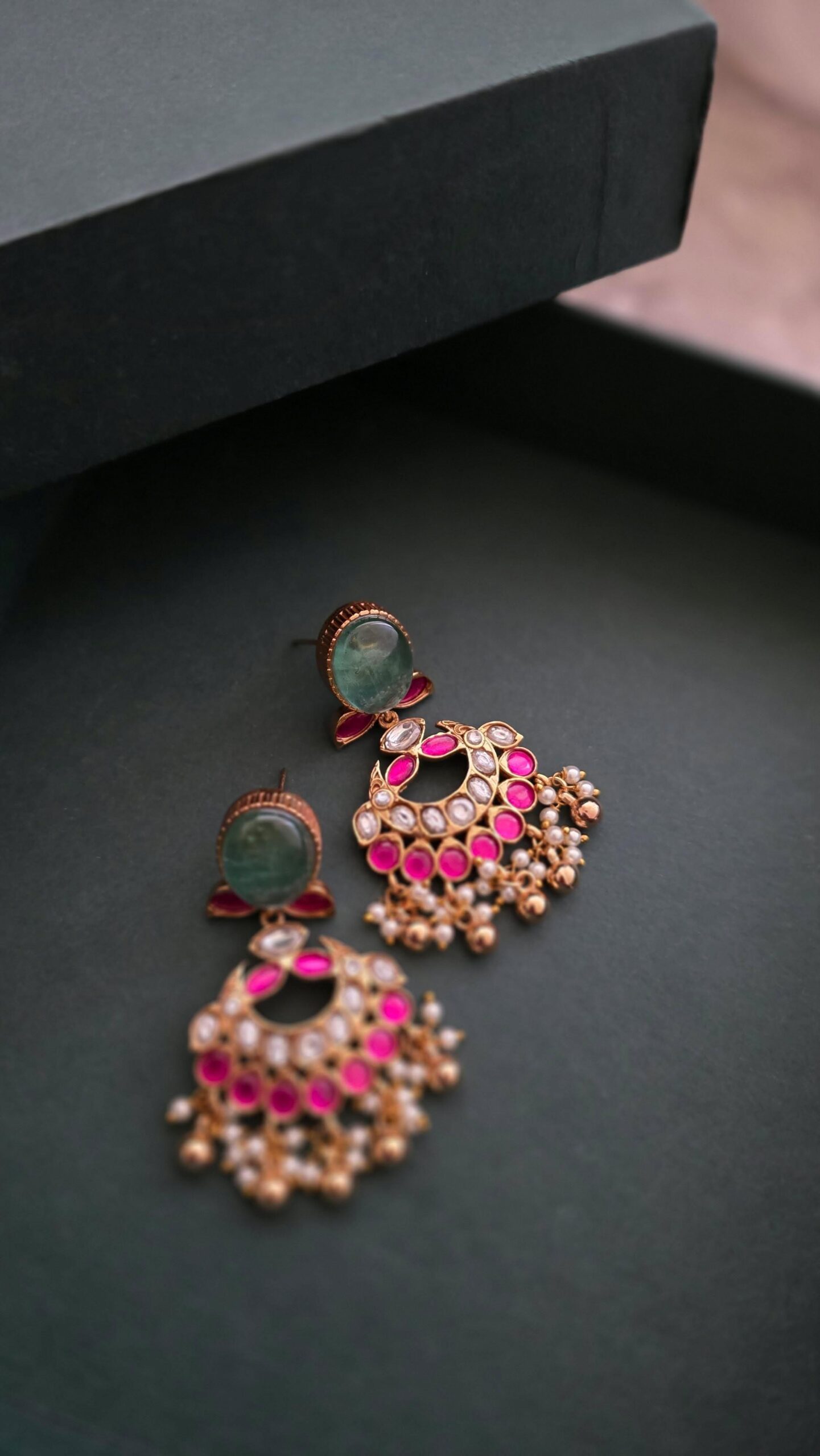 Nupura quartz and polki necklace Thumbnail