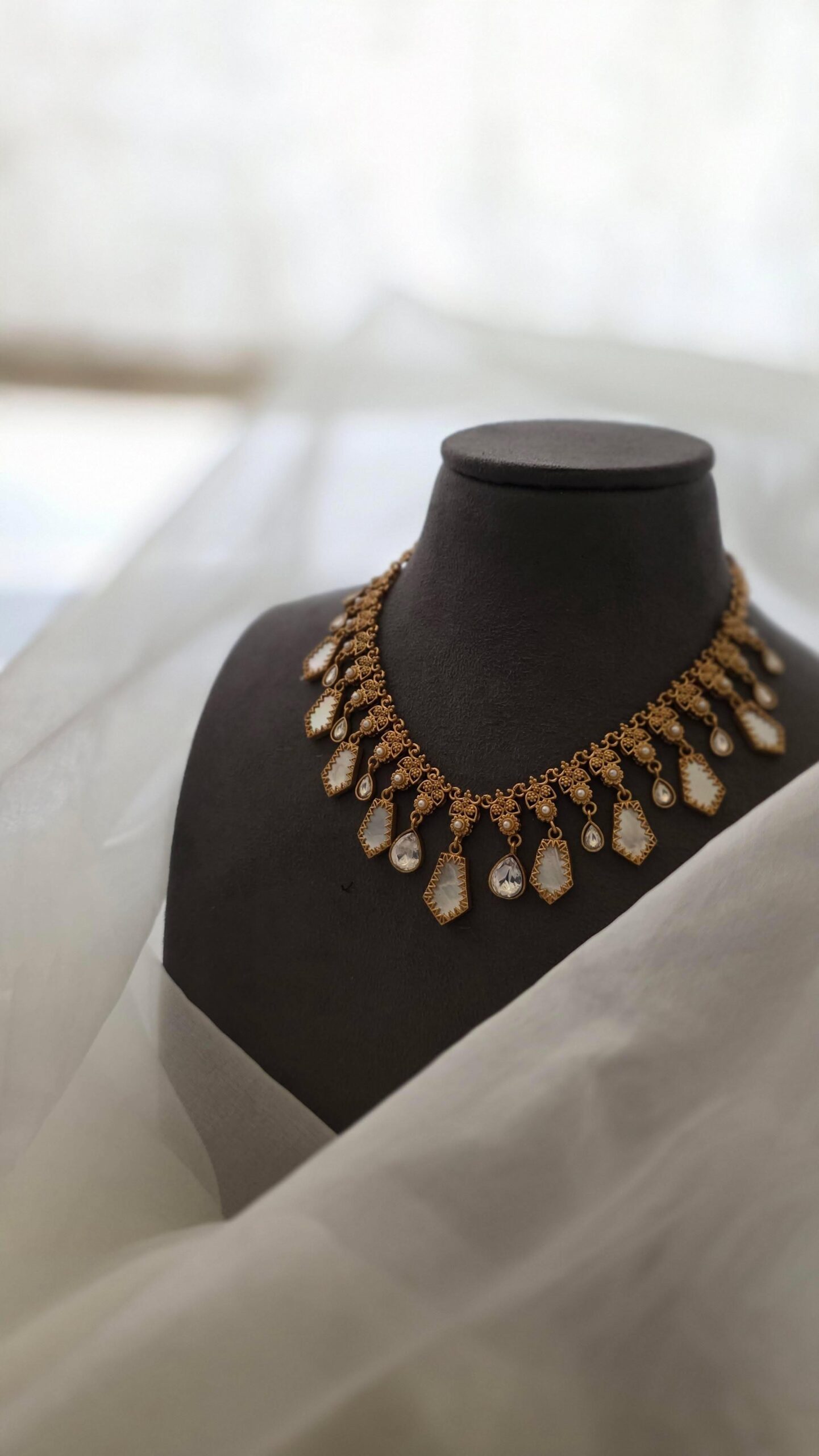 Rahi handcrafted necklace Thumbnail