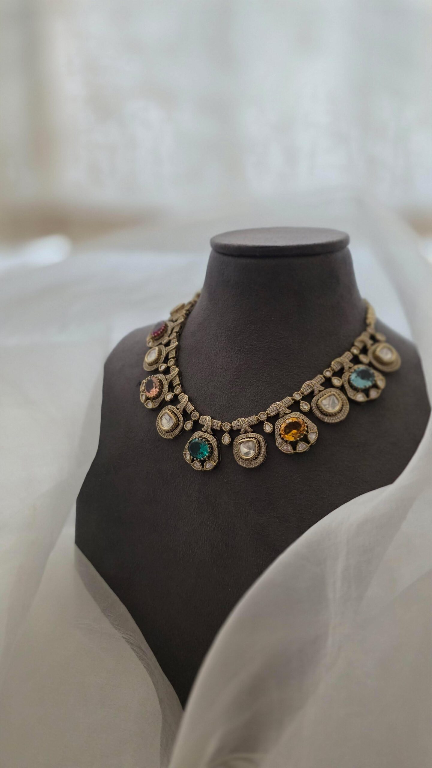 Raima semi precious quartz necklace Thumbnail