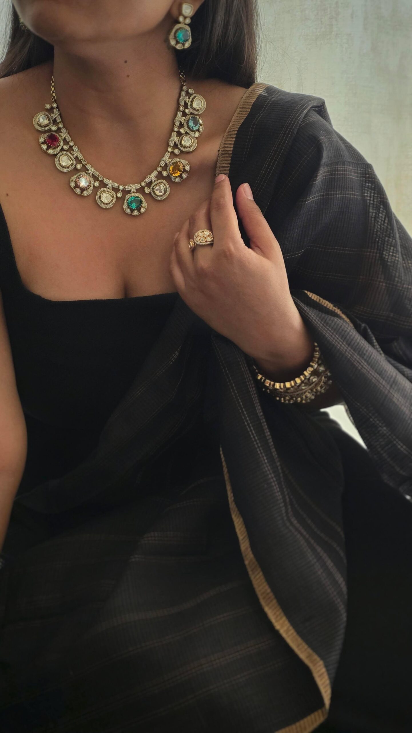 Raima semi precious quartz necklace Thumbnail