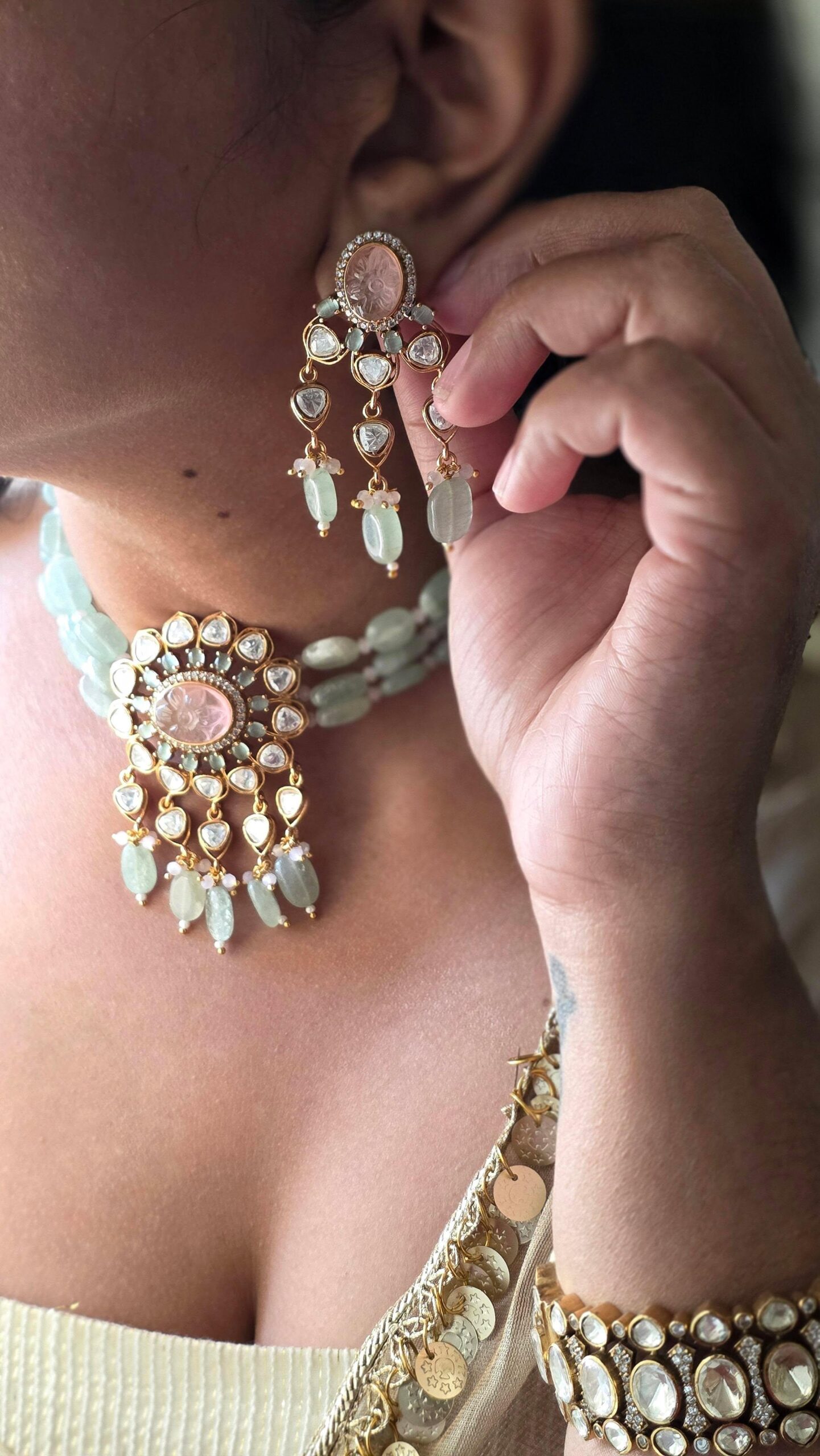 Latika pearl and polki choker Thumbnail