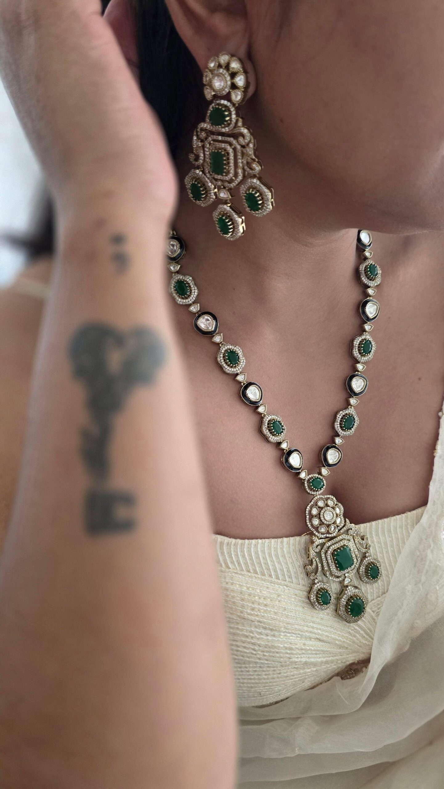 Jasleen polki long necklace Thumbnail