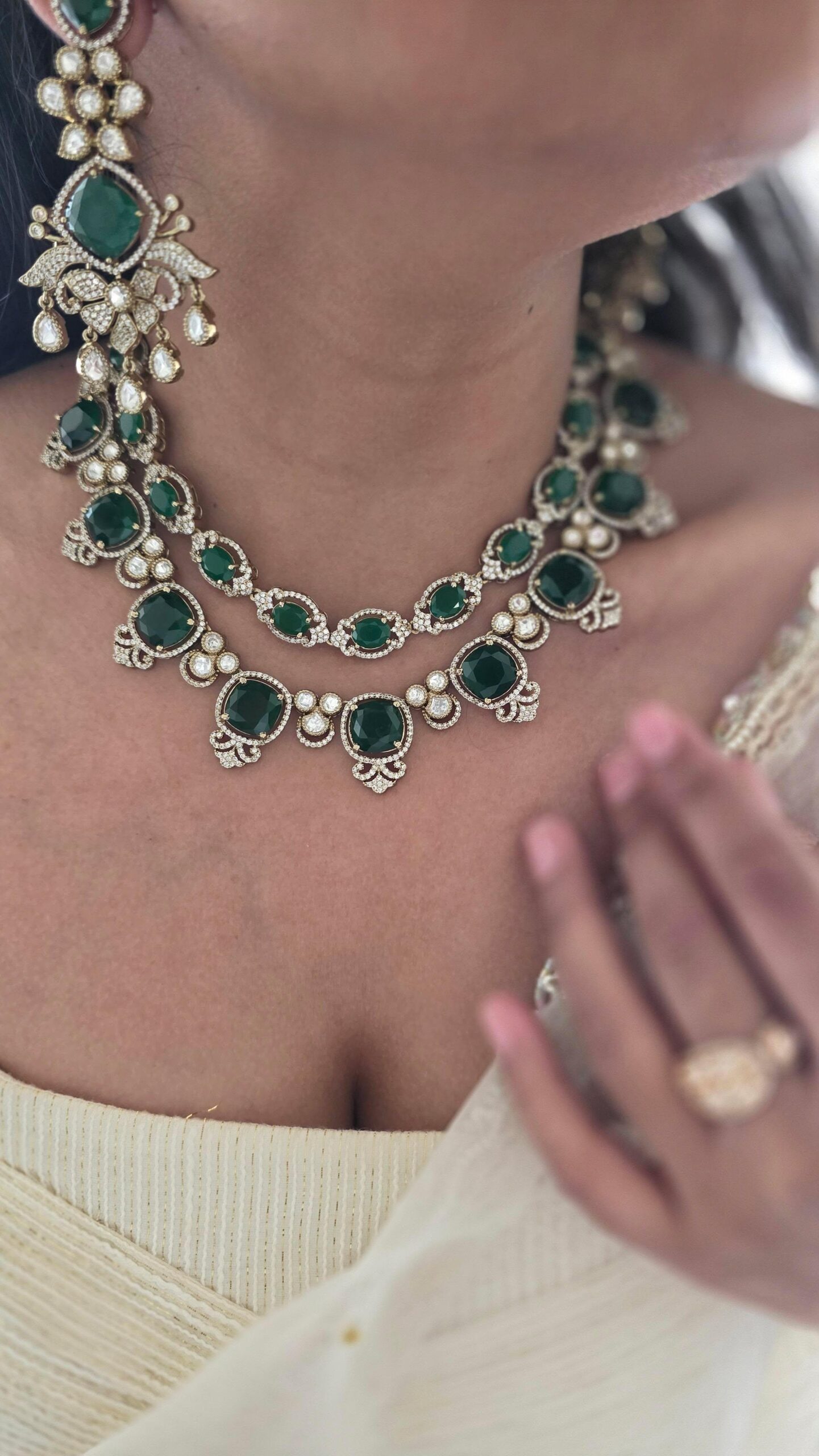 Varshini quartz and polki necklace Thumbnail