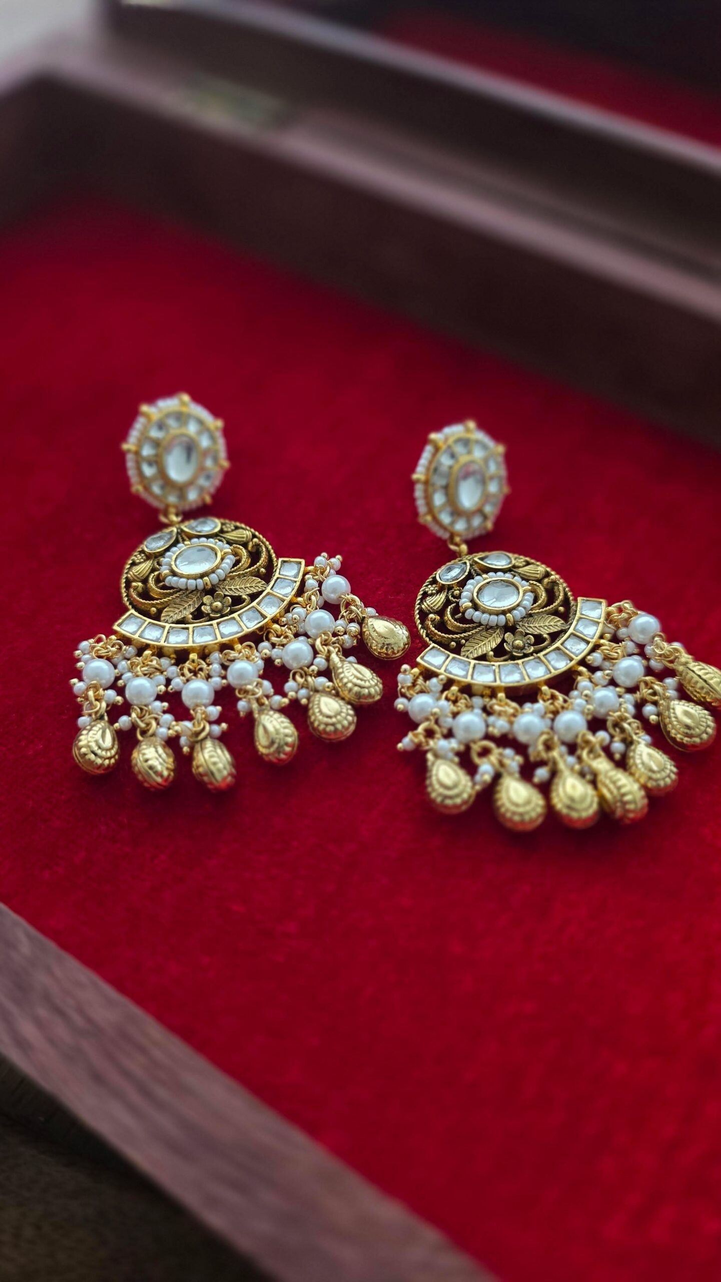 Janvi polki earrings Thumbnail