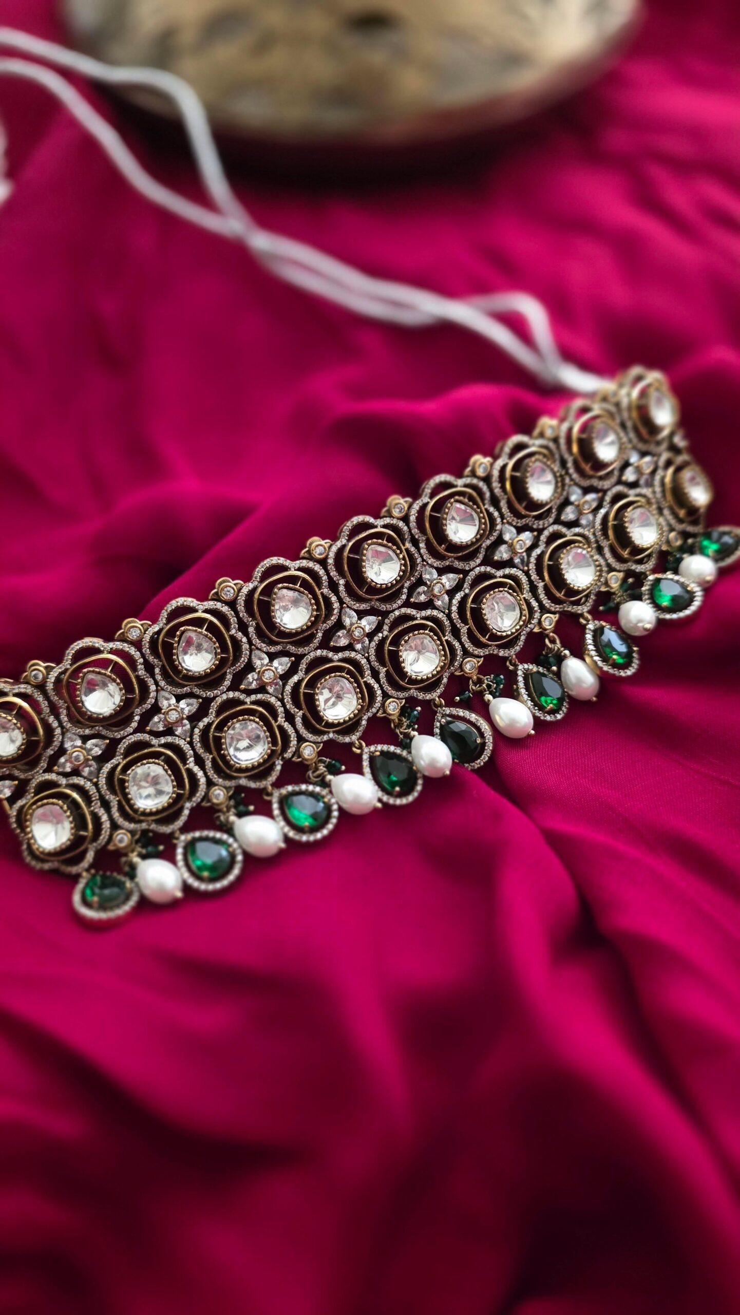 Erika polki choker Thumbnail