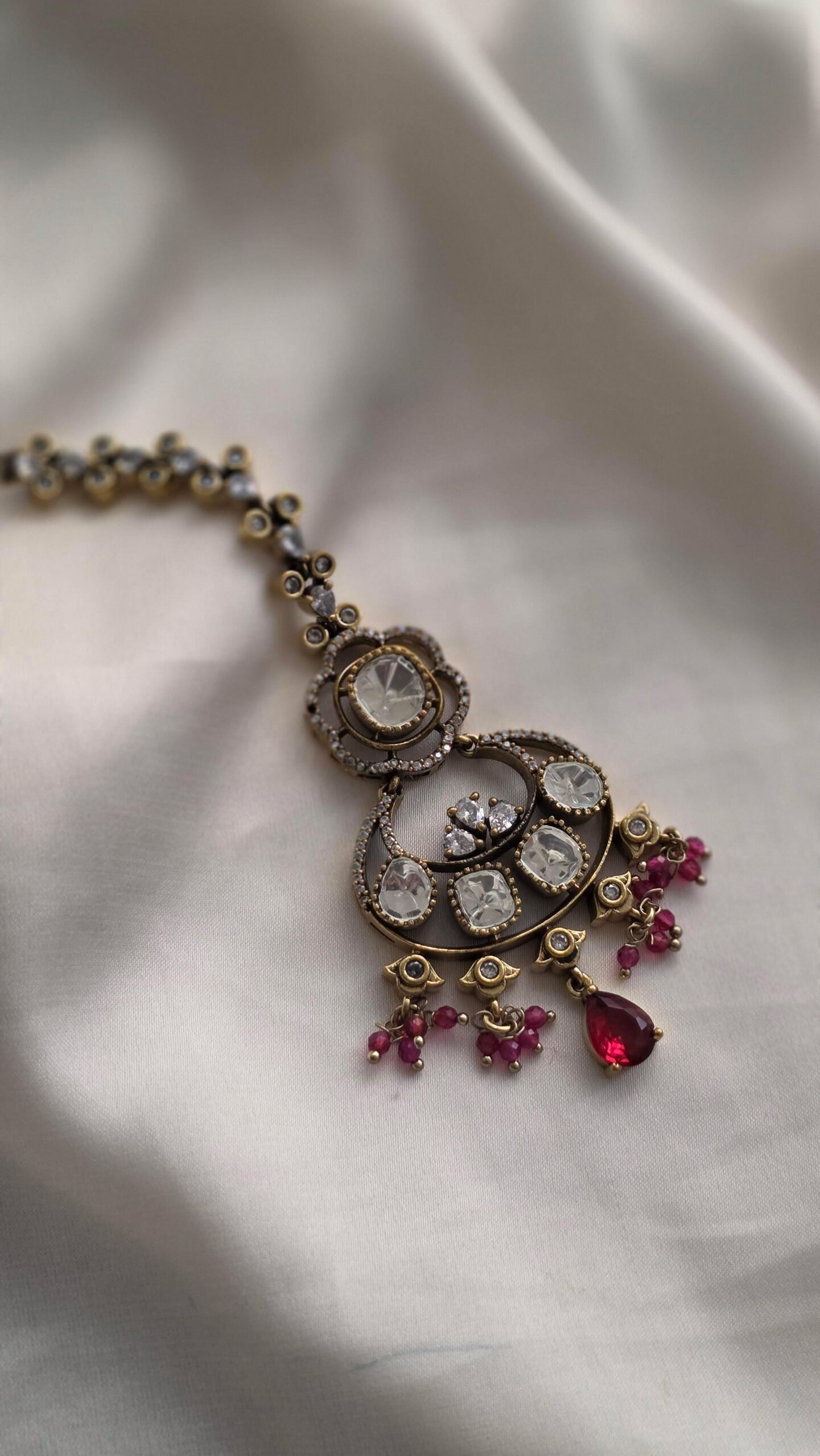 Erika polki choker Thumbnail