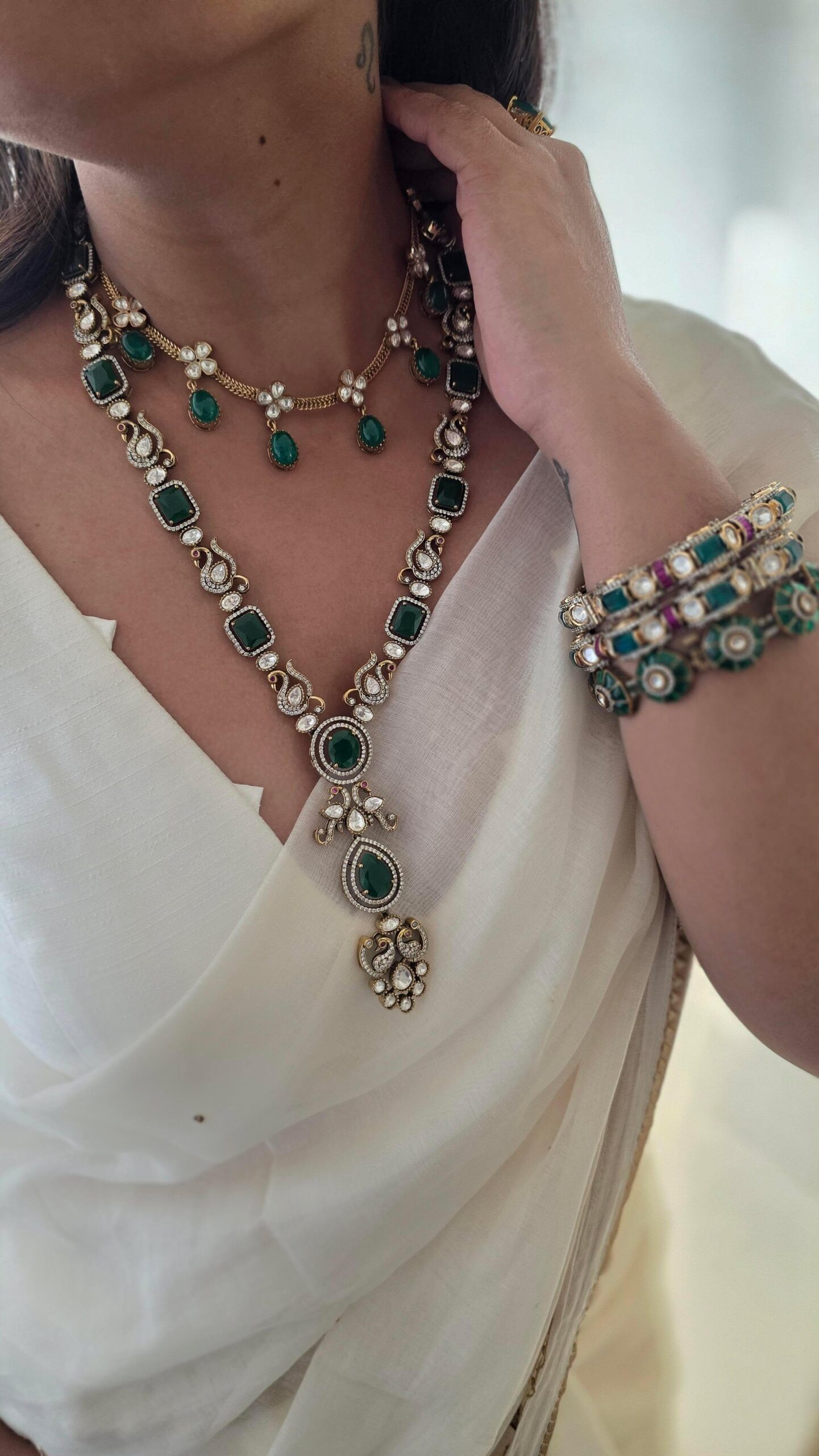 Mavi quartz and polki long necklace Thumbnail