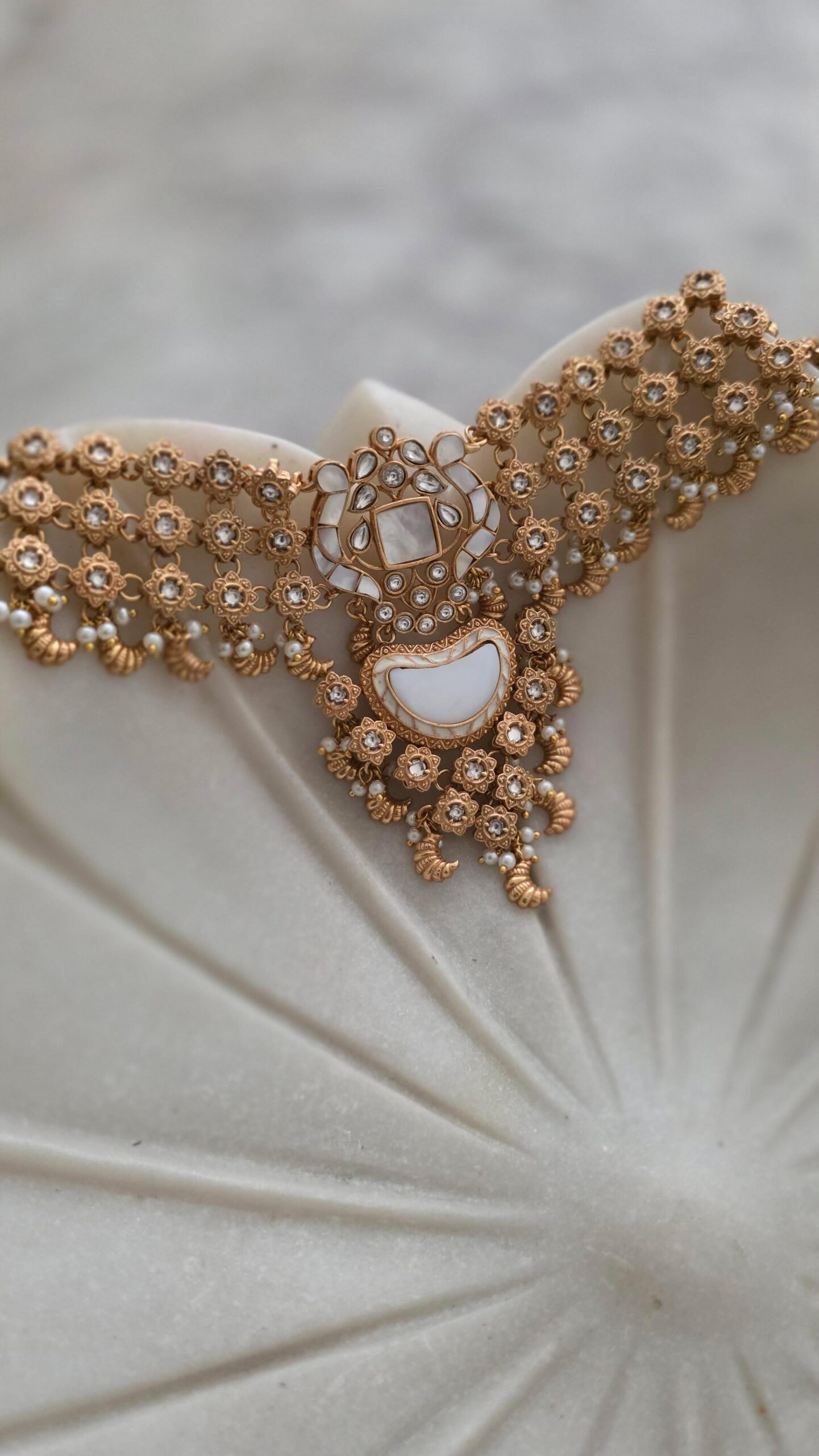 Mukti handcrafted choker Thumbnail