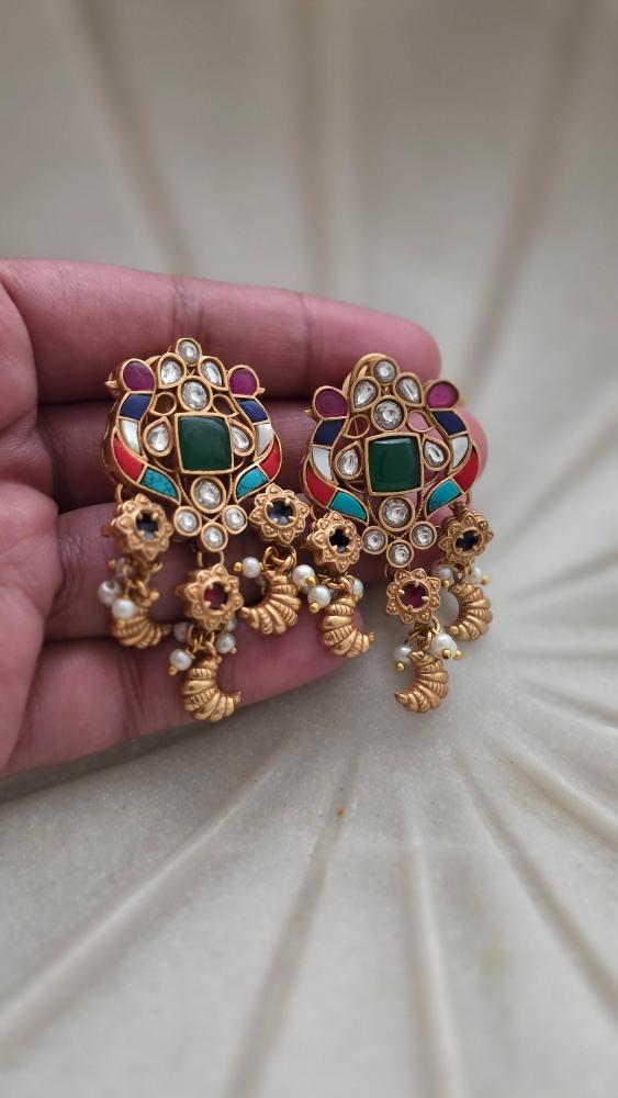 Mukti handcrafted choker Thumbnail