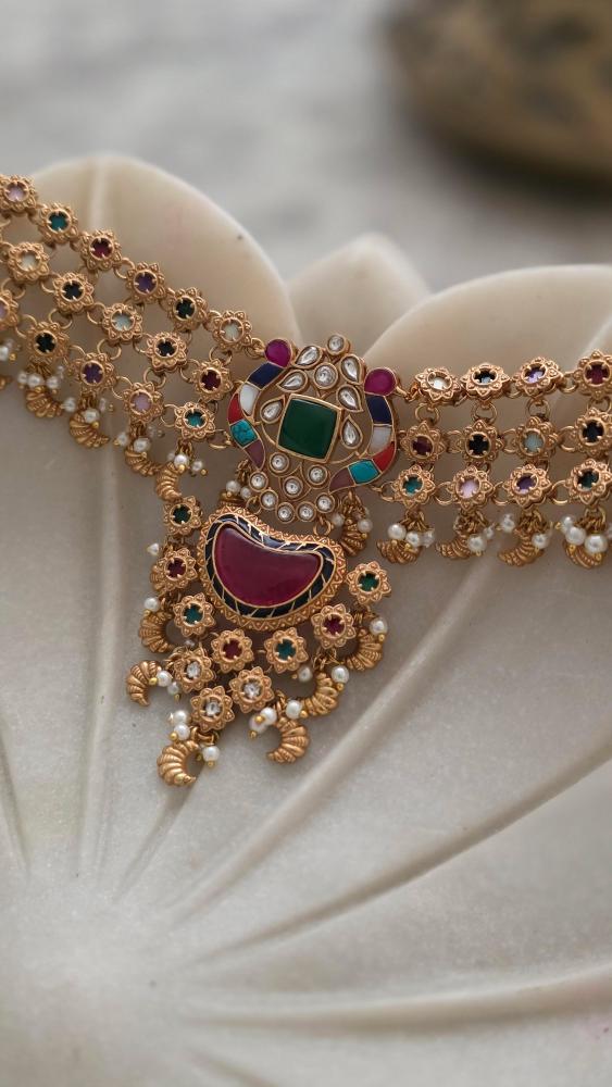 Mukti handcrafted choker Thumbnail