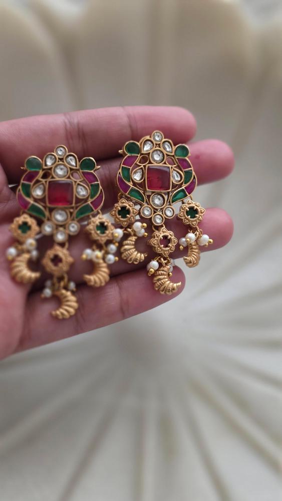 Mukti handcrafted choker Thumbnail