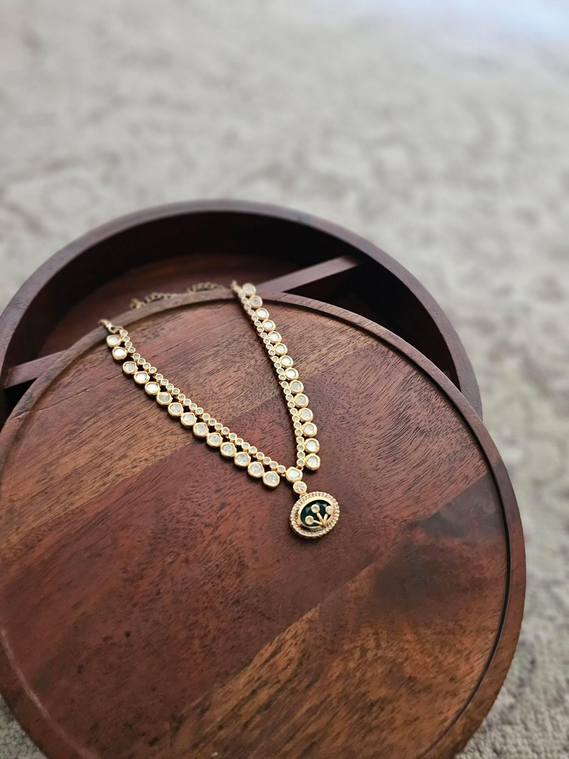 Dhriti delicate necklace Thumbnail