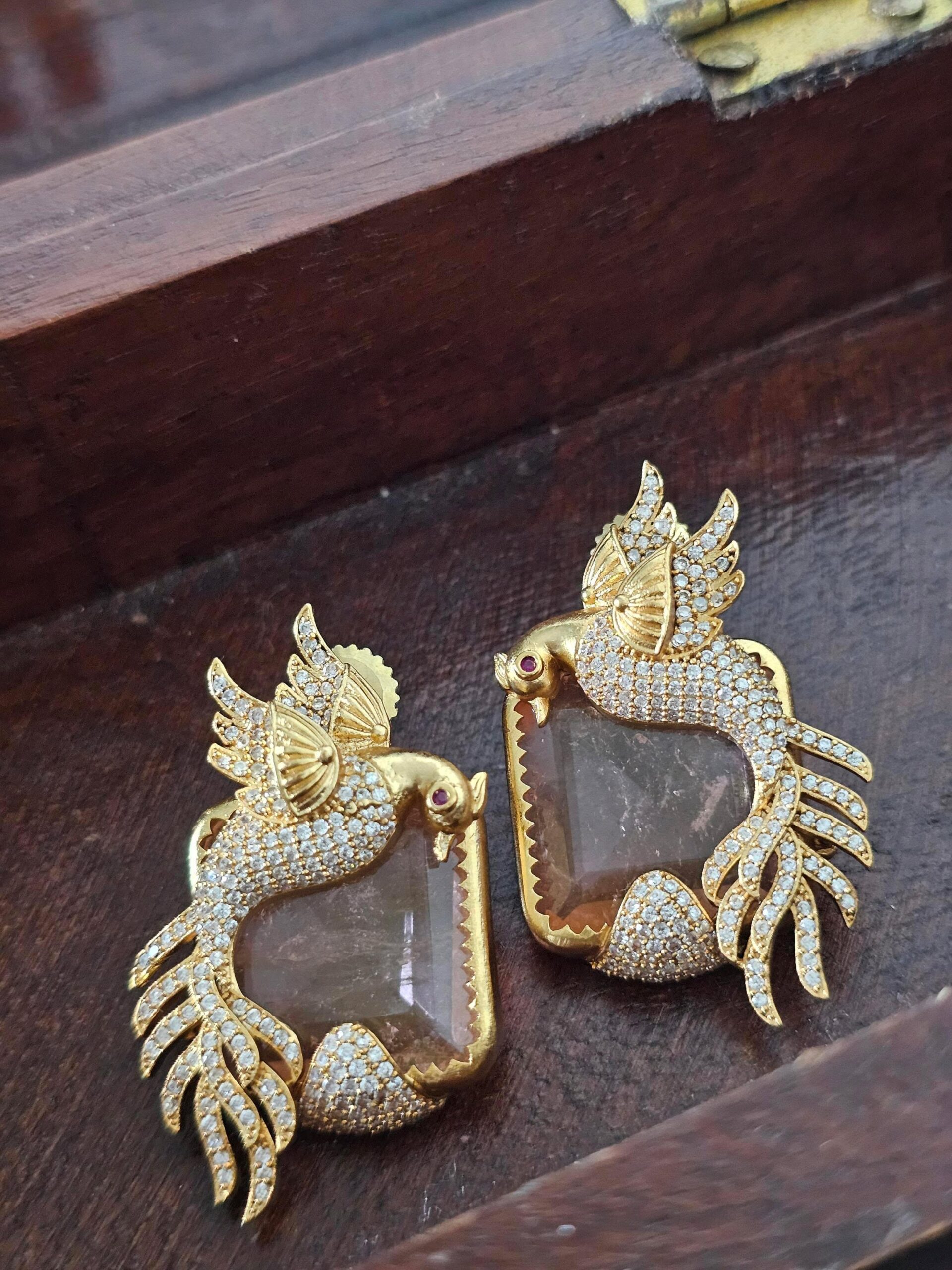 Nash quartz earrings Thumbnail