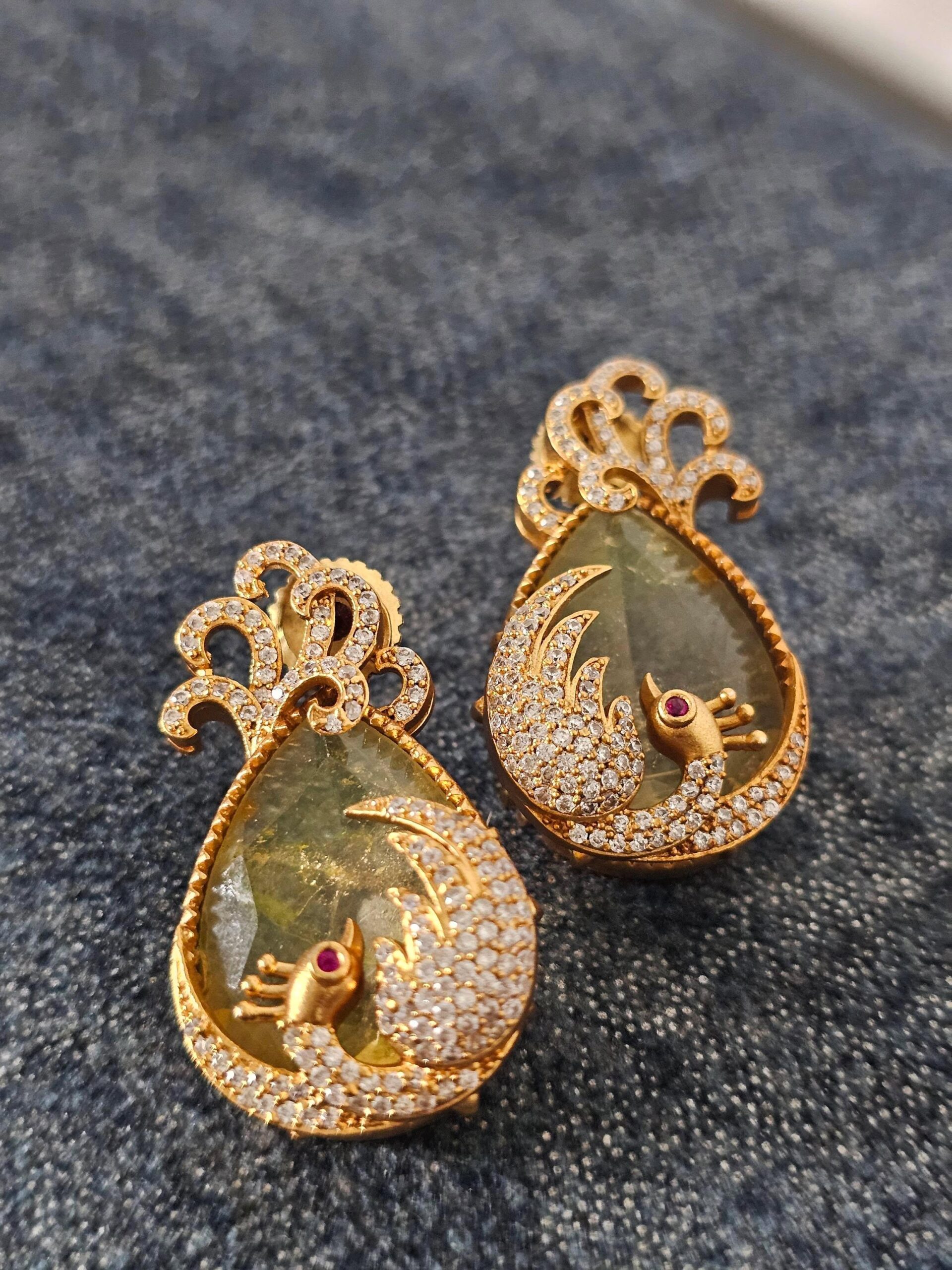 Dripti quartz earrings Thumbnail