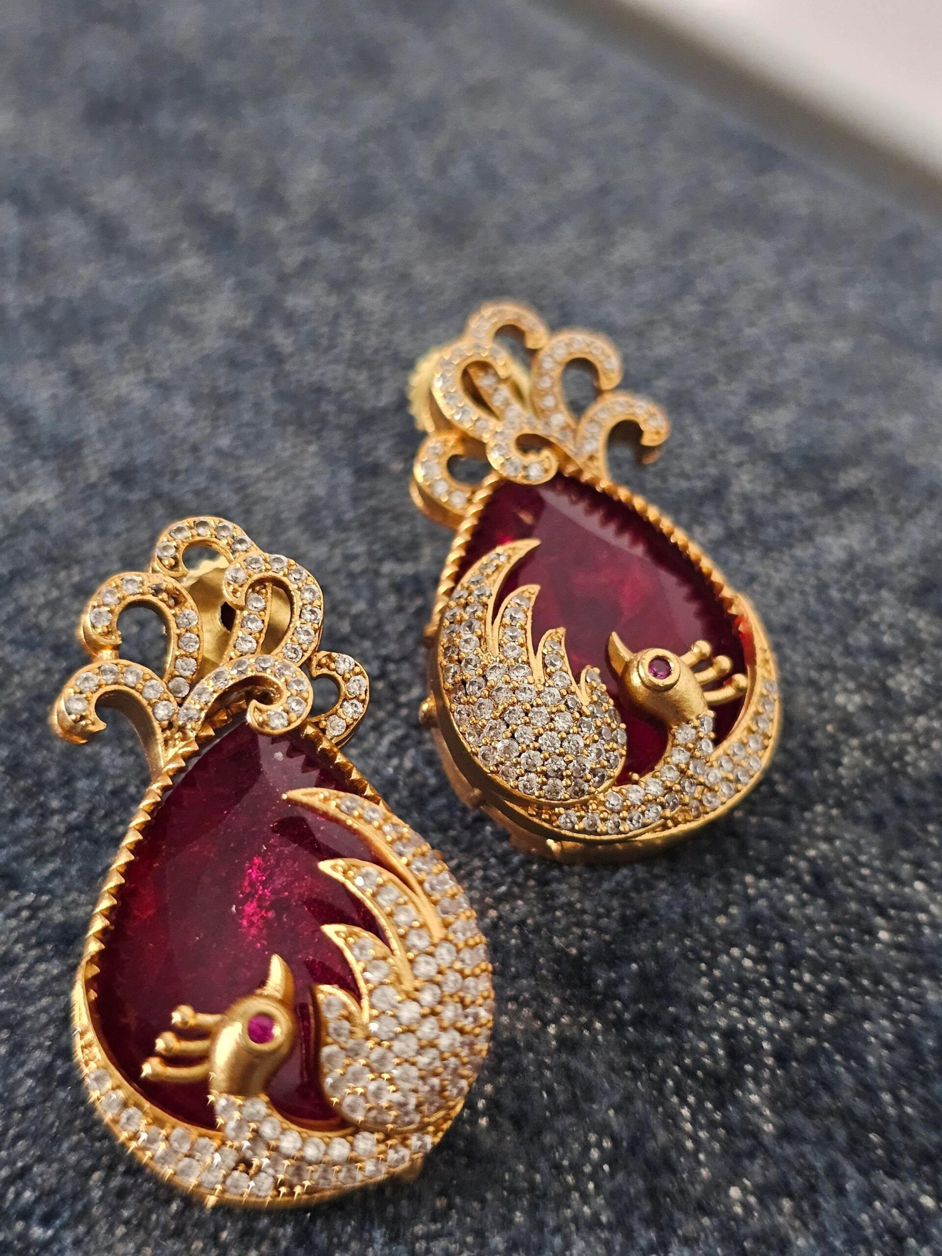 Dripti quartz earrings Thumbnail