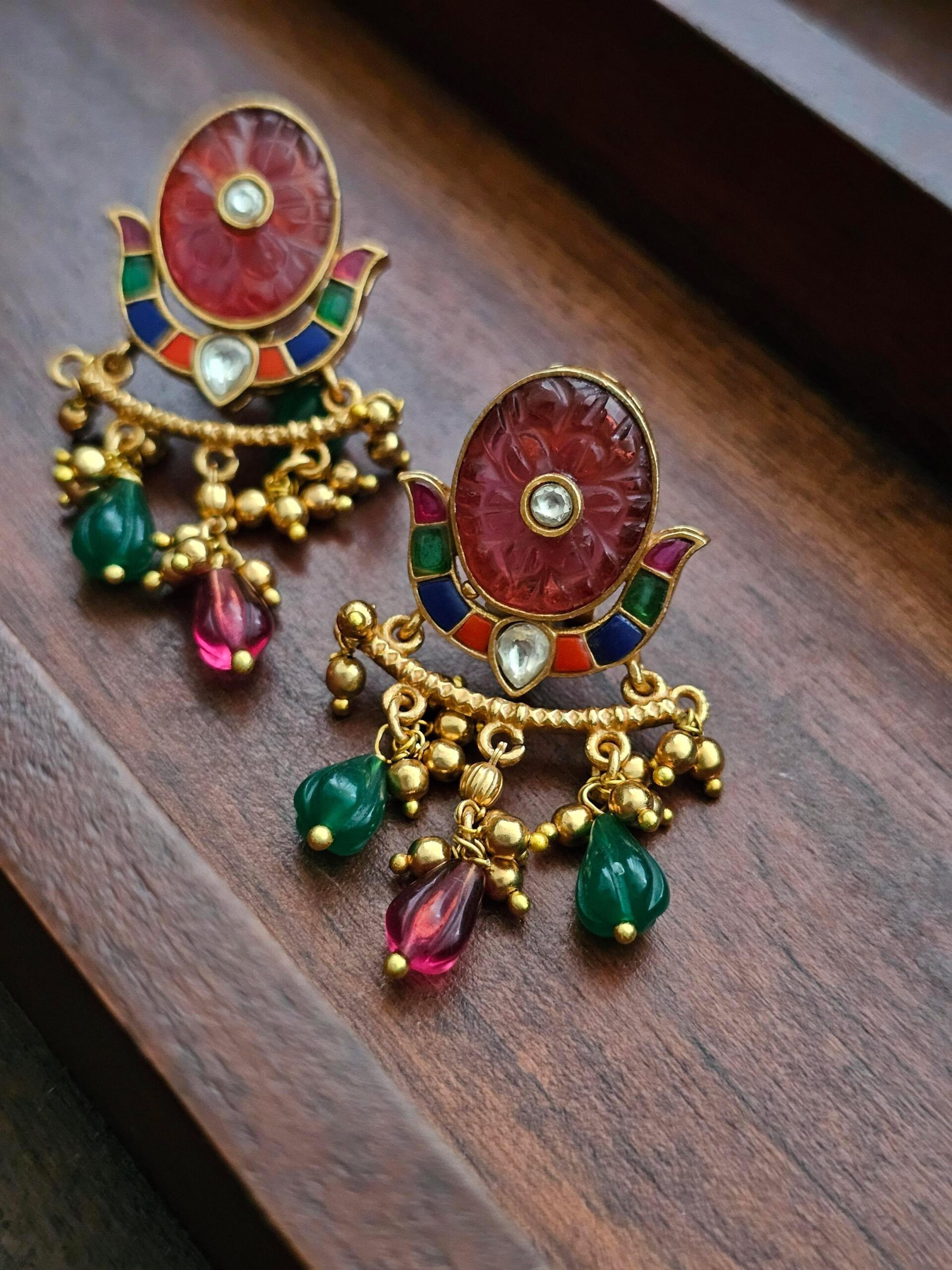 Janvi handcrafted delicate necklace Thumbnail