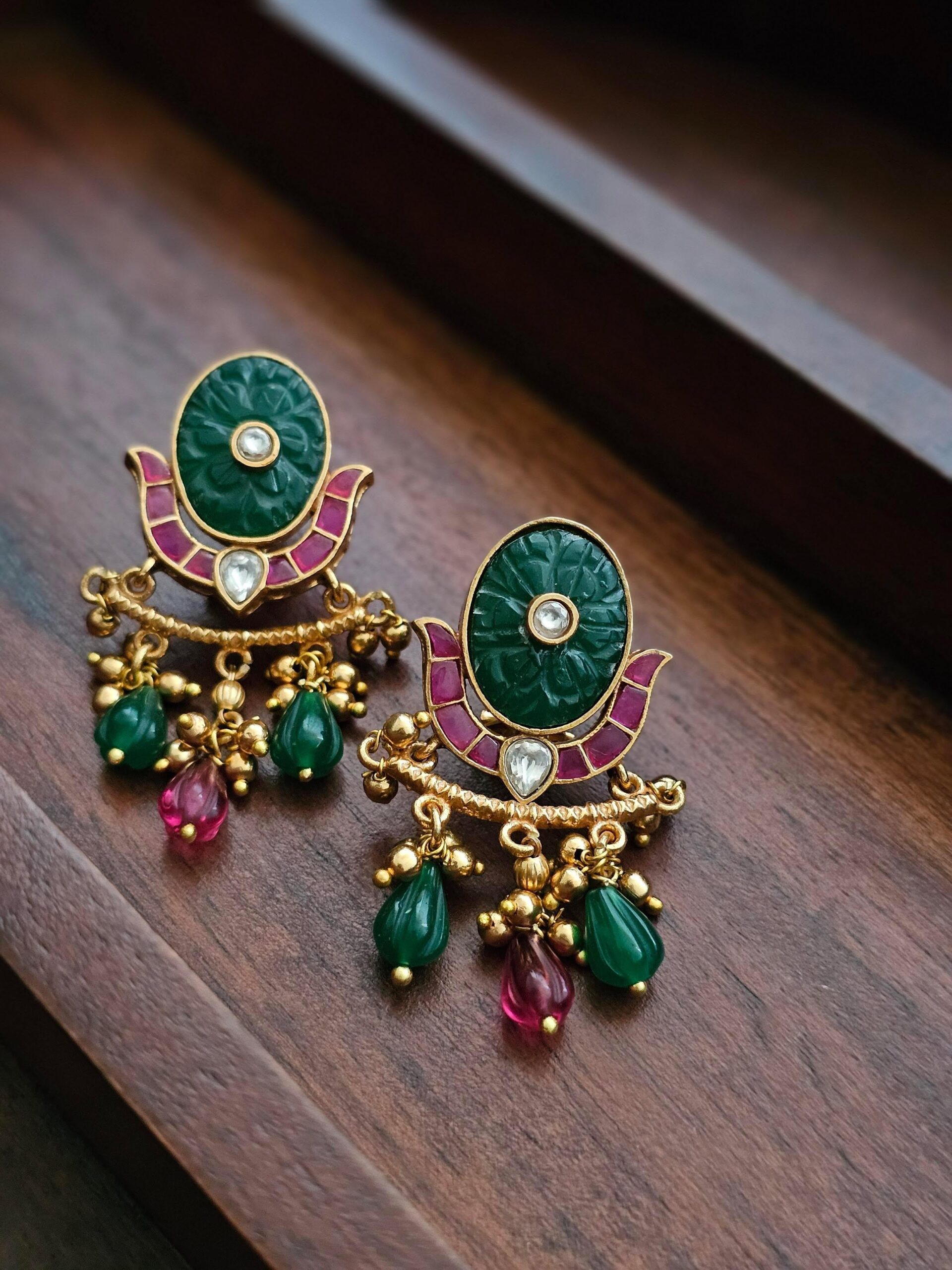 Janvi handcrafted delicate necklace Thumbnail