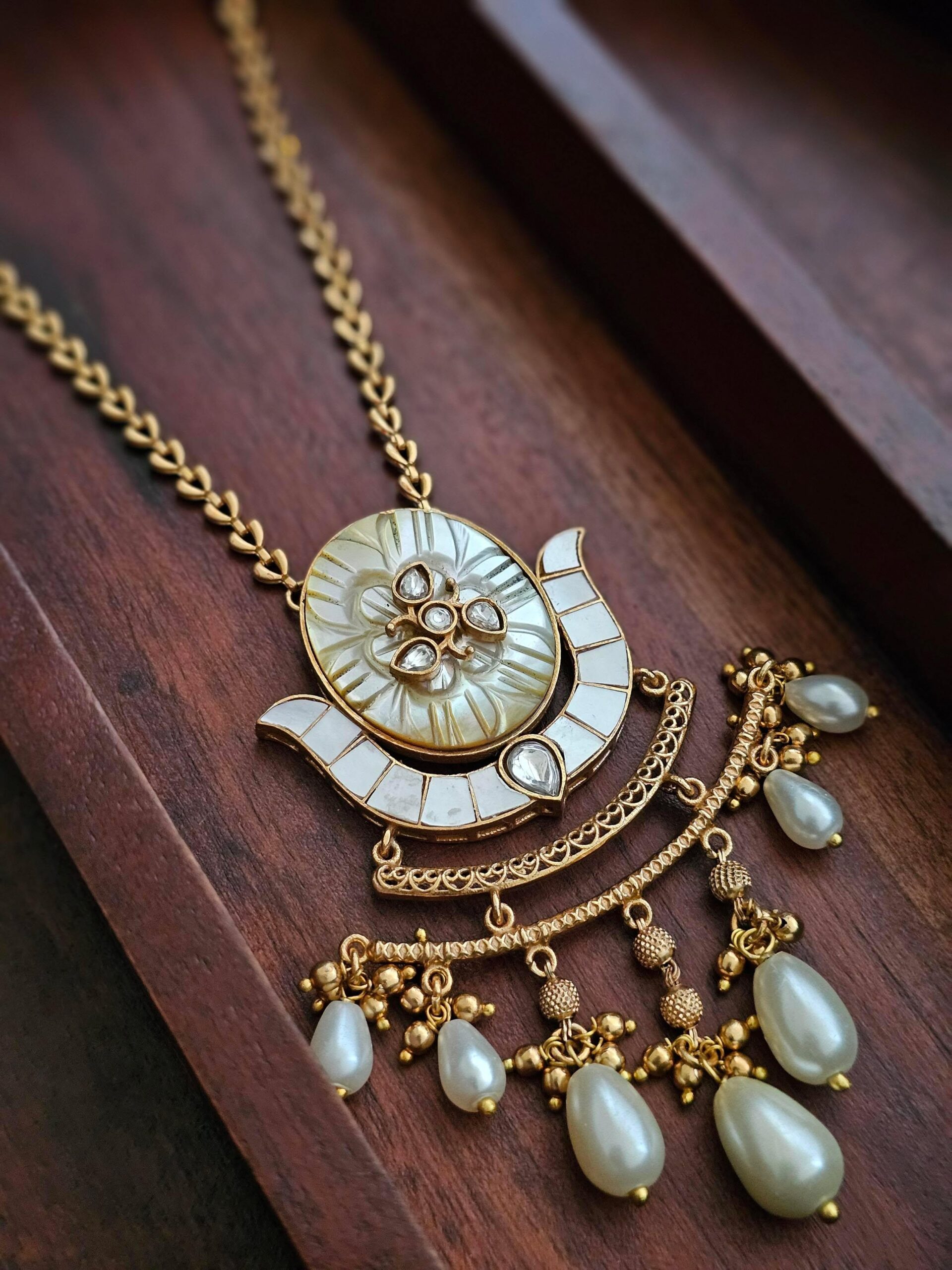 Janvi handcrafted delicate necklace Thumbnail