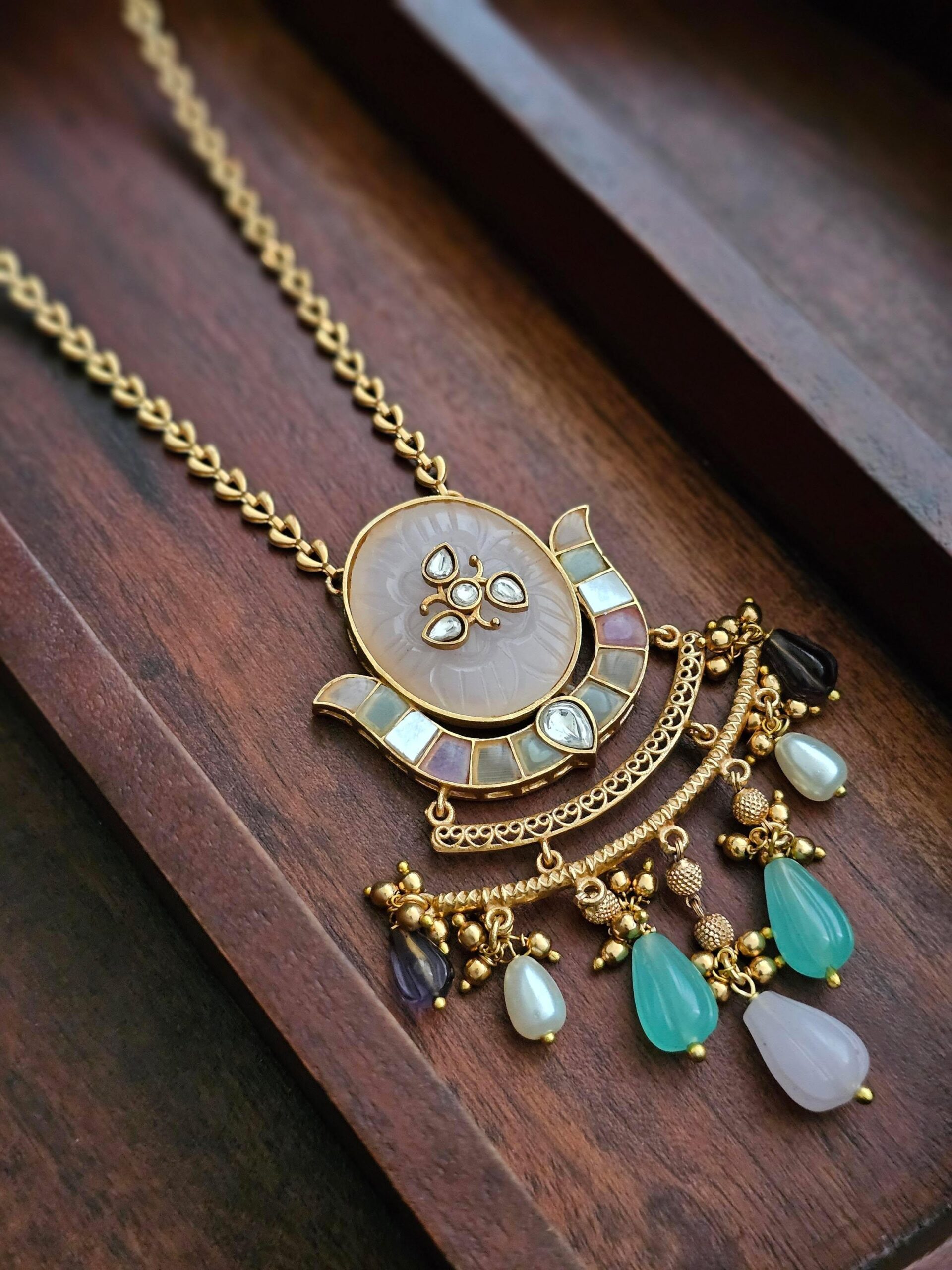 Janvi handcrafted delicate necklace Thumbnail