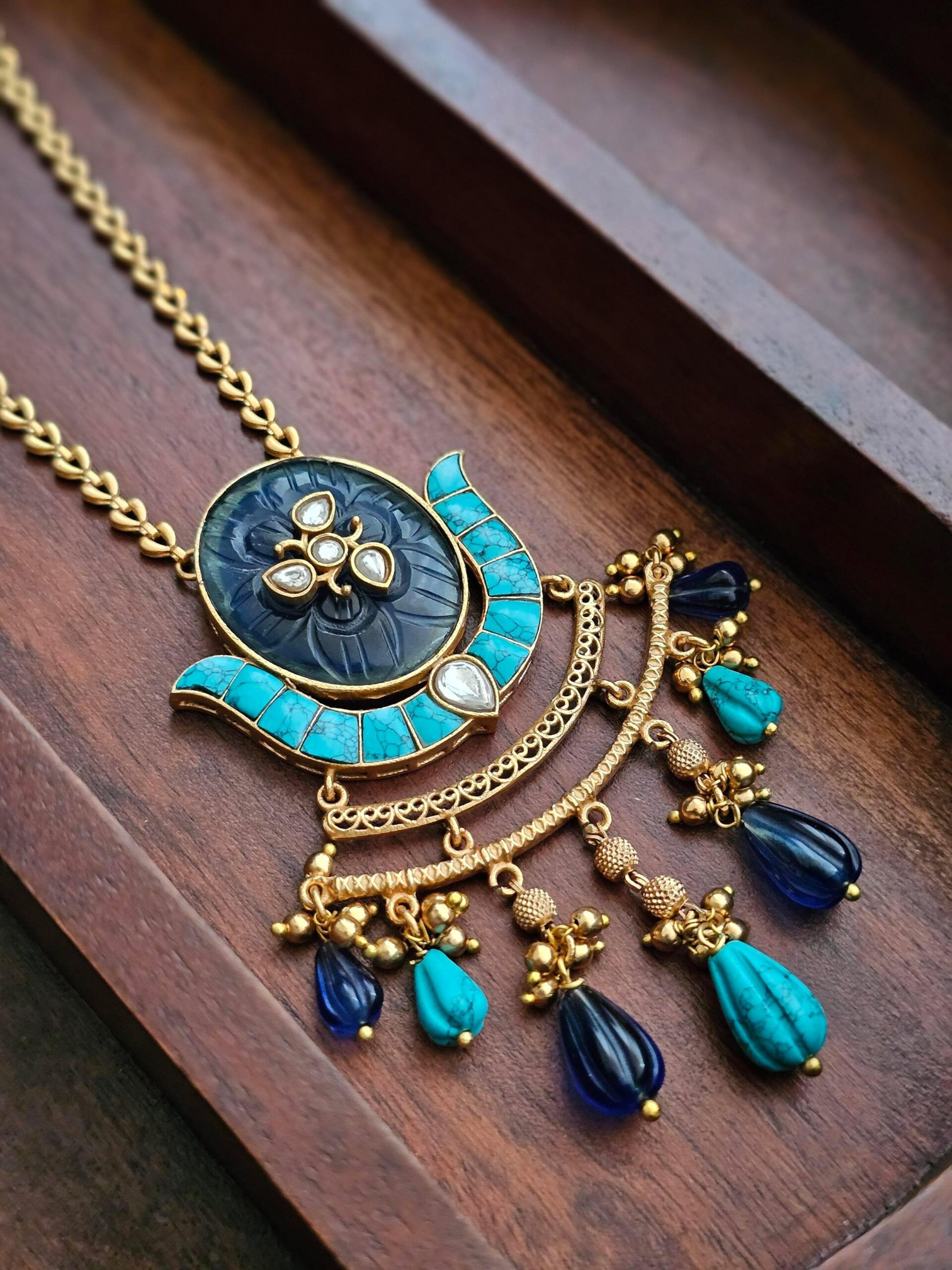 Janvi handcrafted delicate necklace Thumbnail