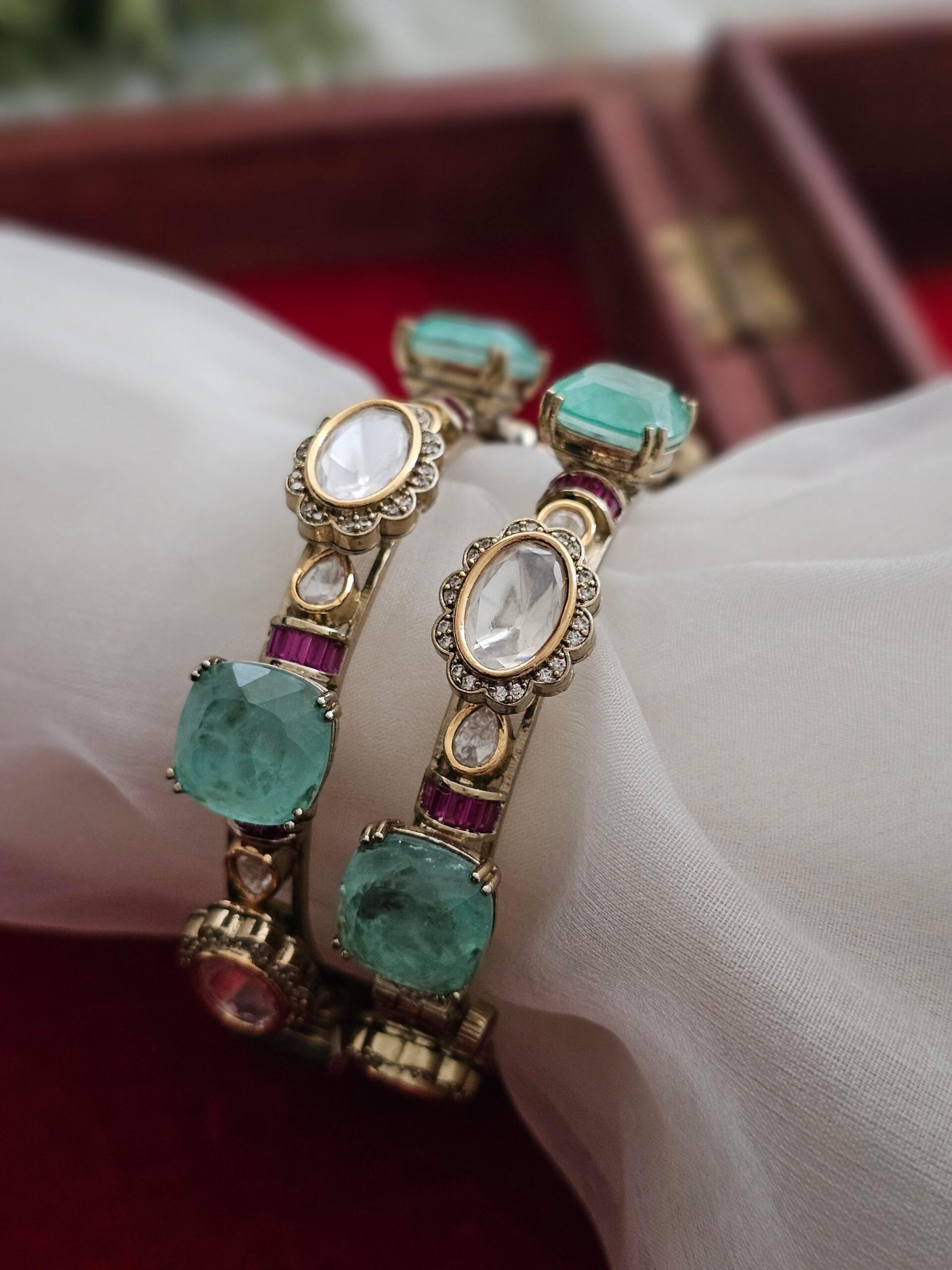 Nazariya openable quartz and polki bangles Thumbnail