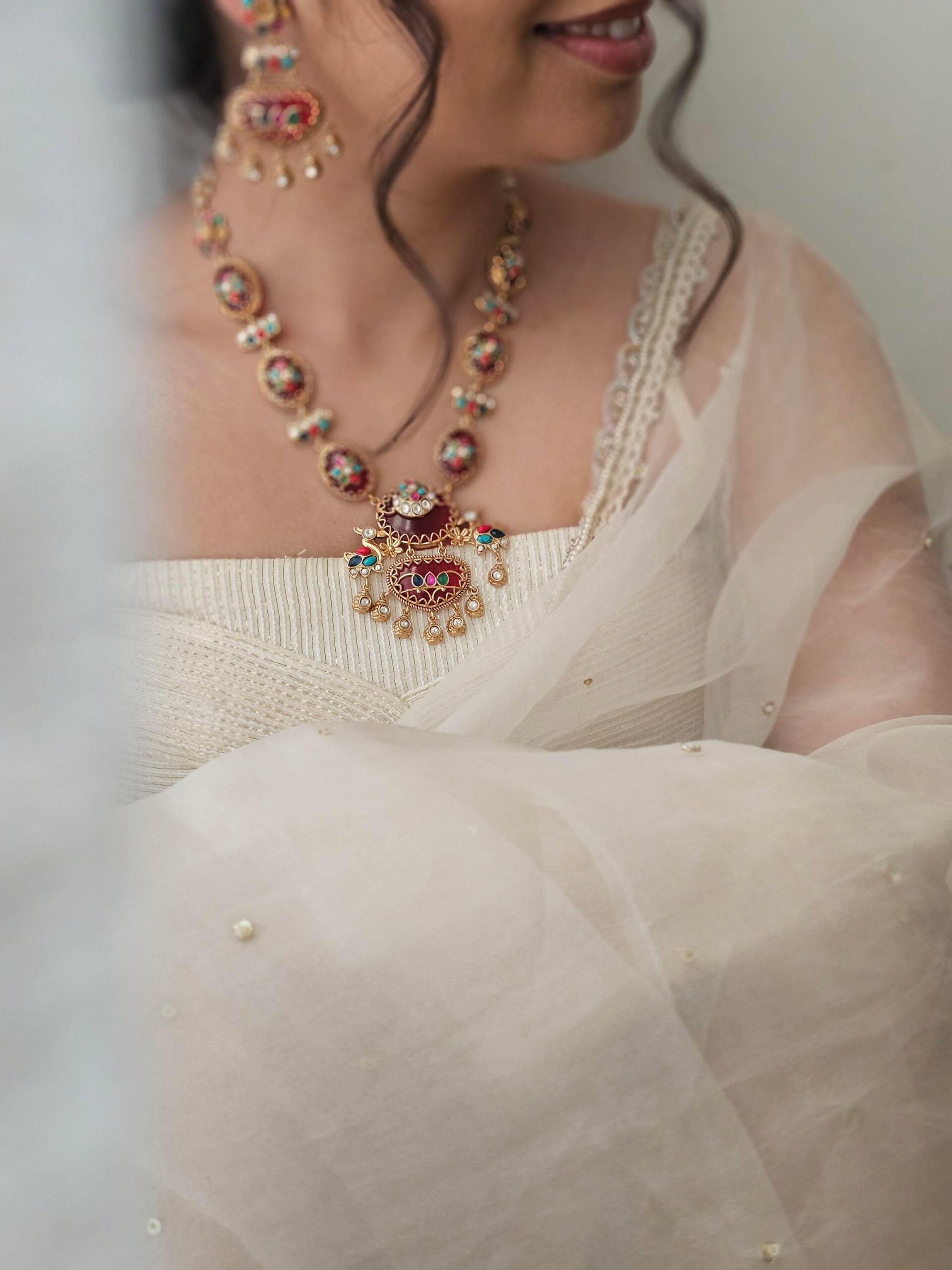 Aarvi handcrafted quartz necklace Thumbnail