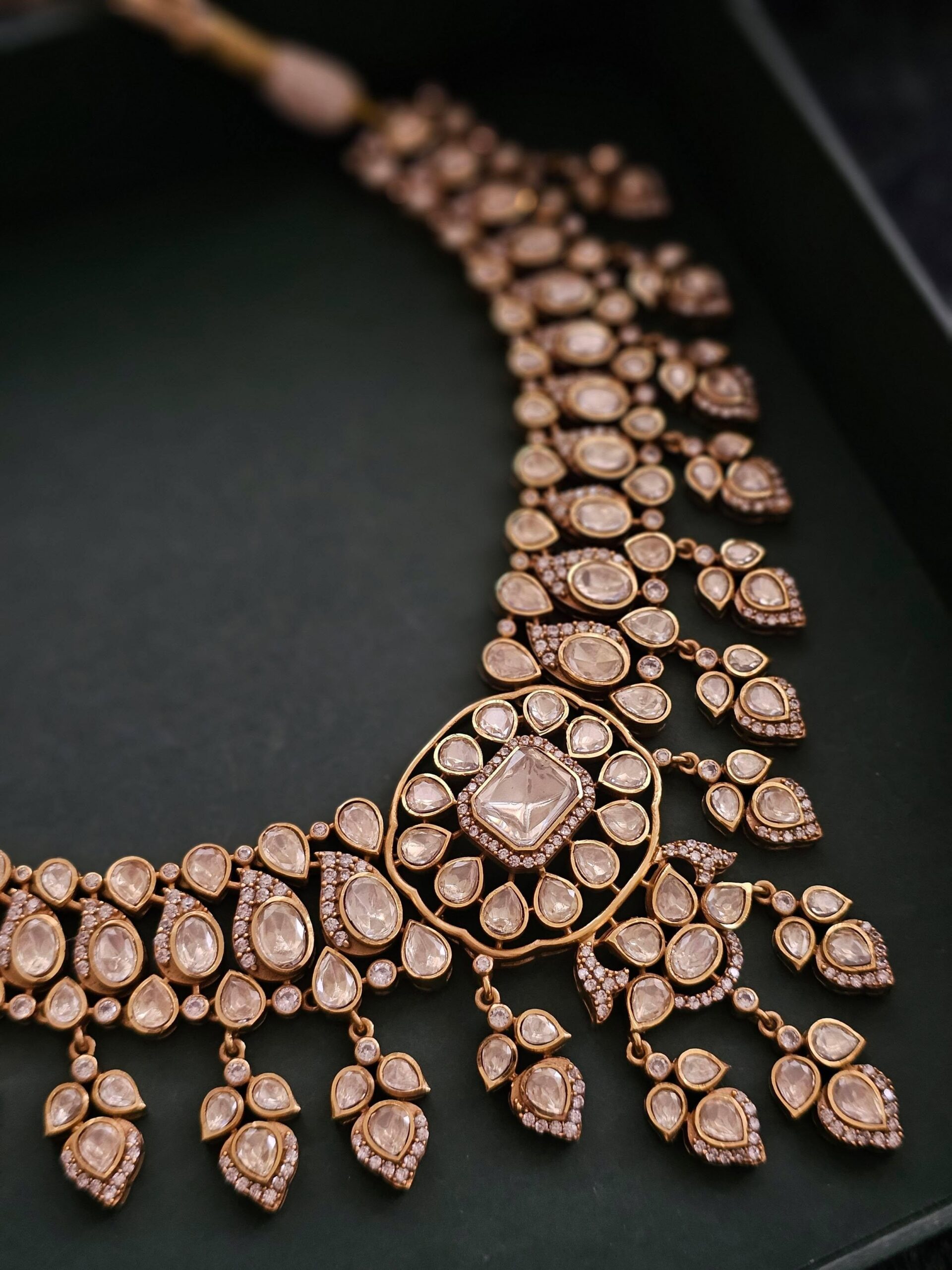 Naisha polki necklace Thumbnail