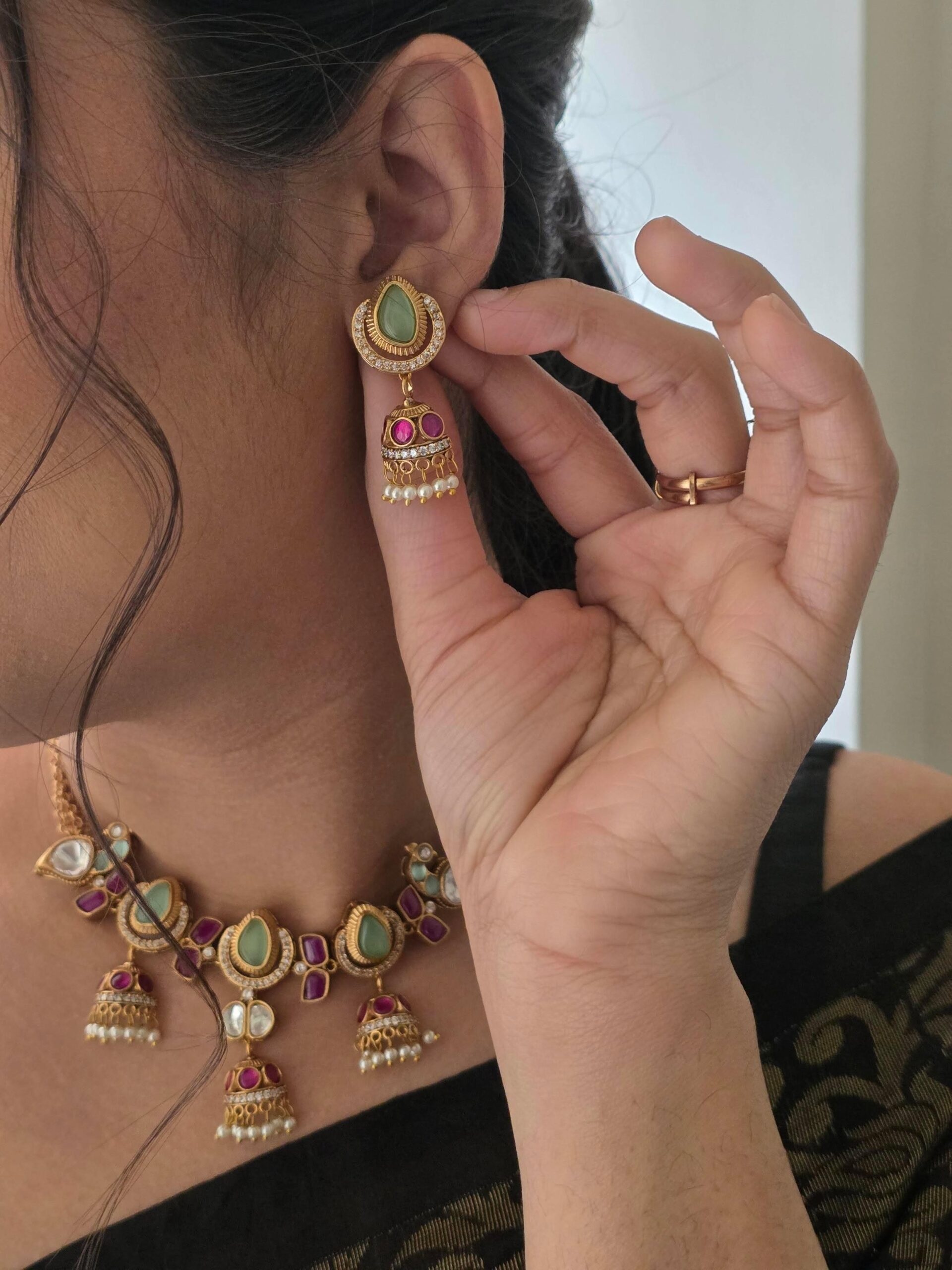 Fara handcrafted necklace Thumbnail