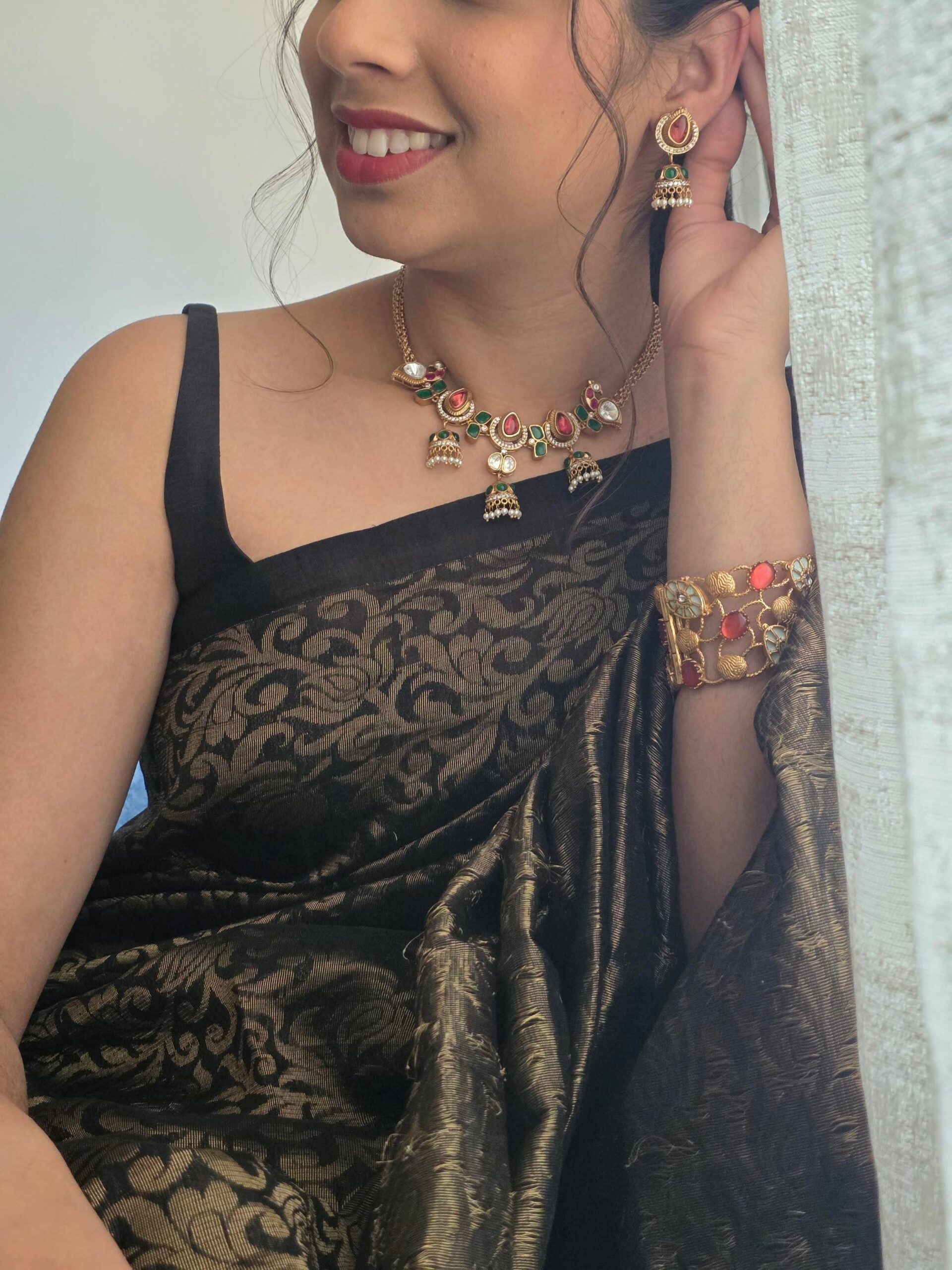 Fara handcrafted necklace Thumbnail