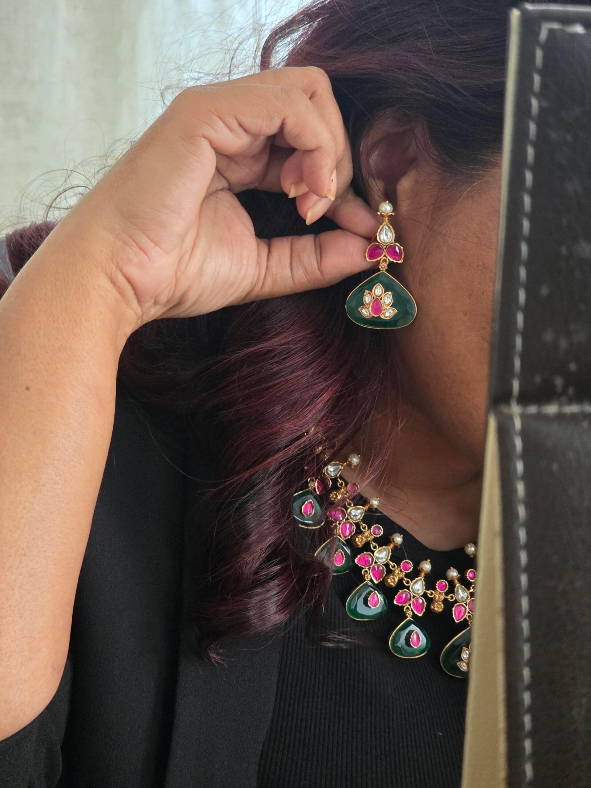 Kai handcrafted quartz necklace Thumbnail