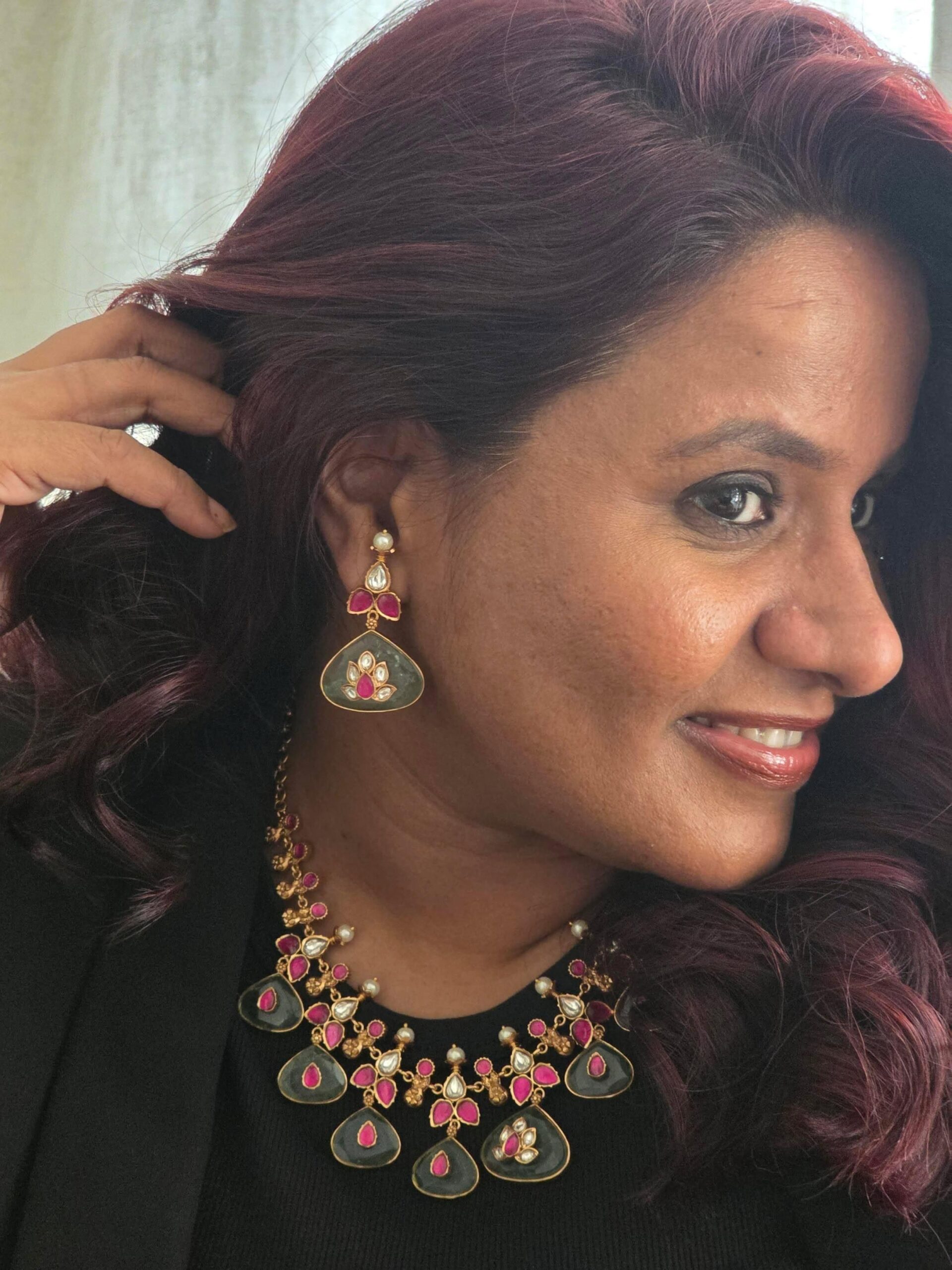 Kai handcrafted quartz necklace Thumbnail