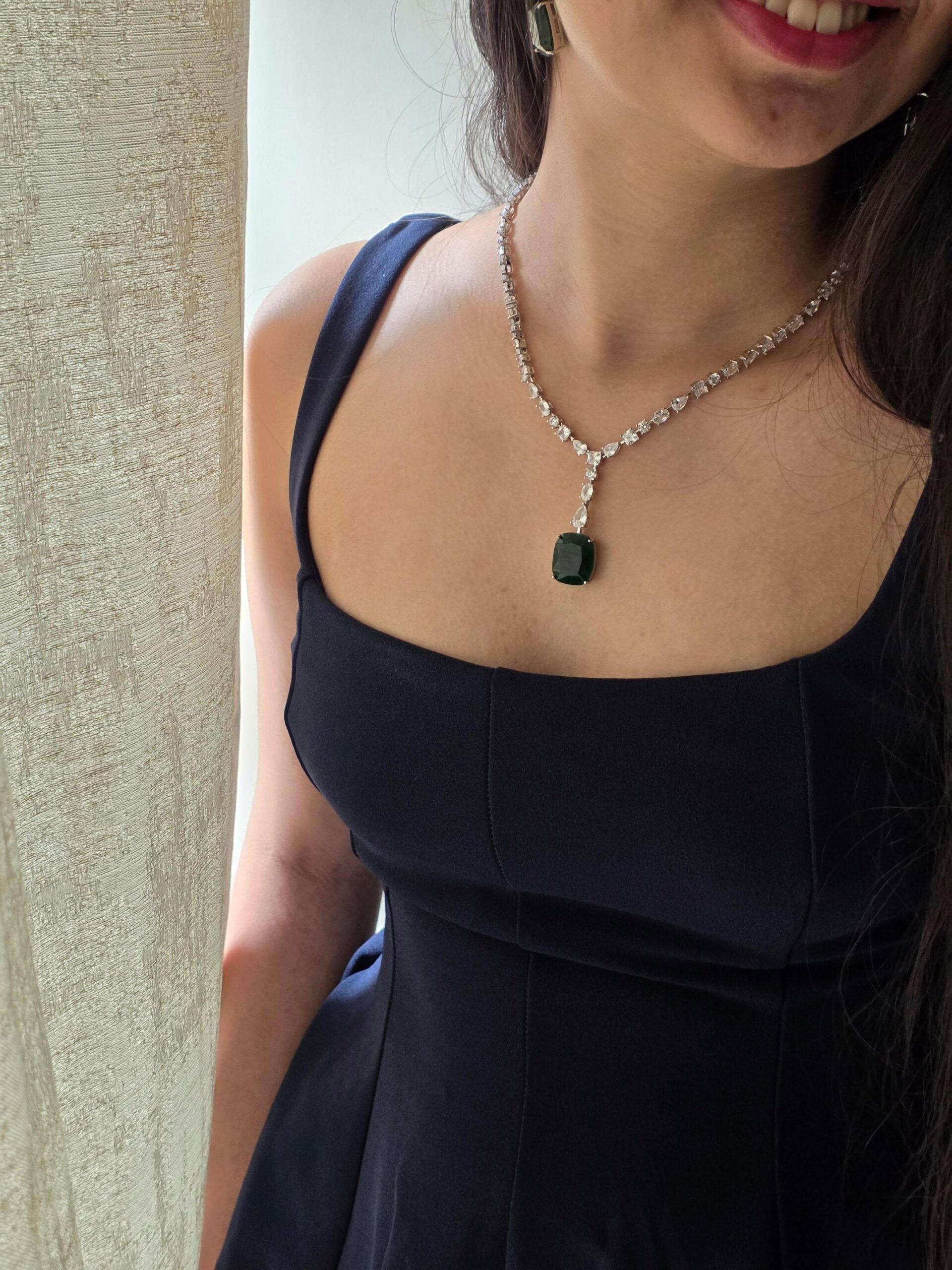 Mehr delicate quartz necklace Thumbnail