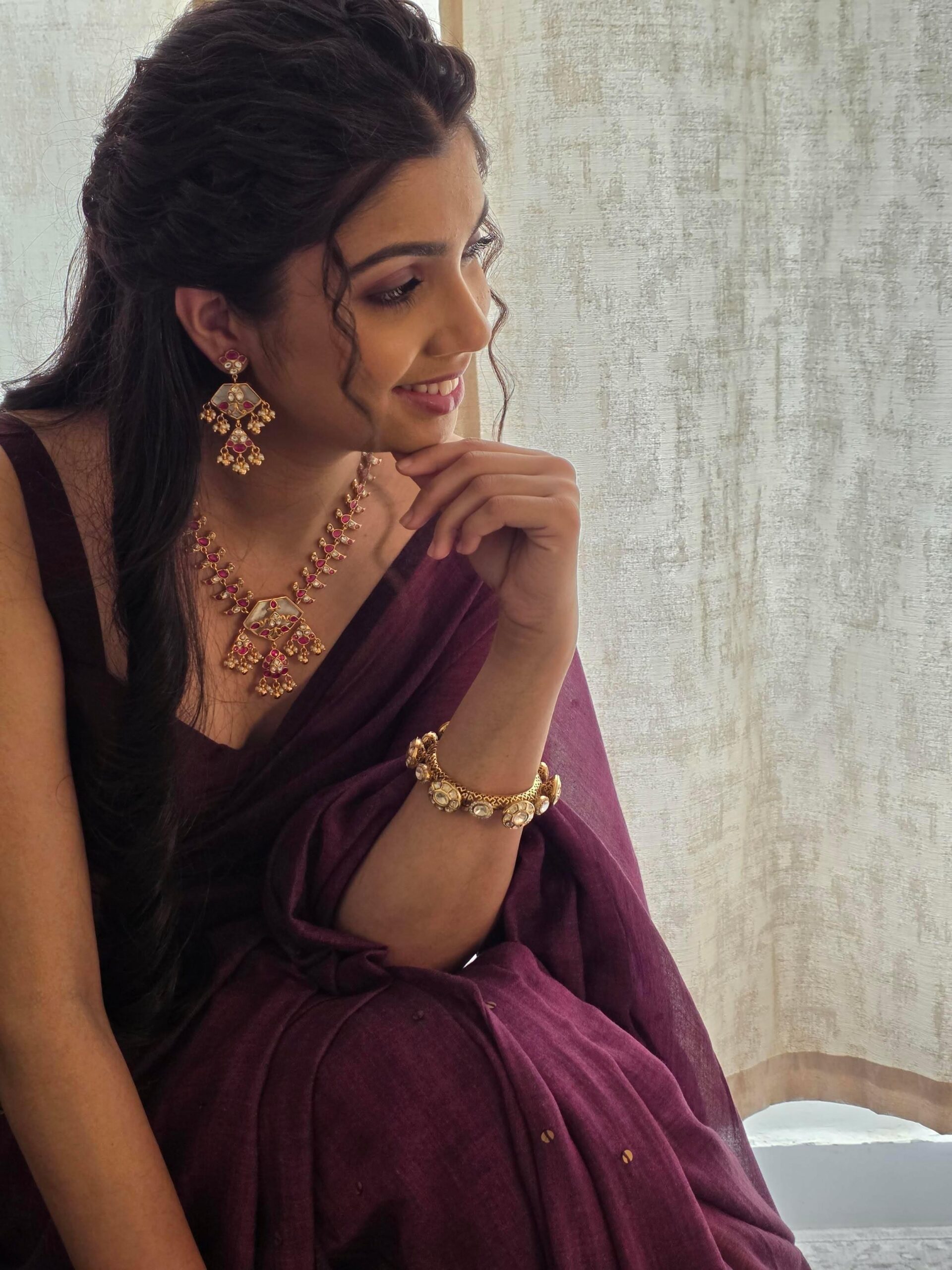 Harshika quartz and polki necklace Thumbnail