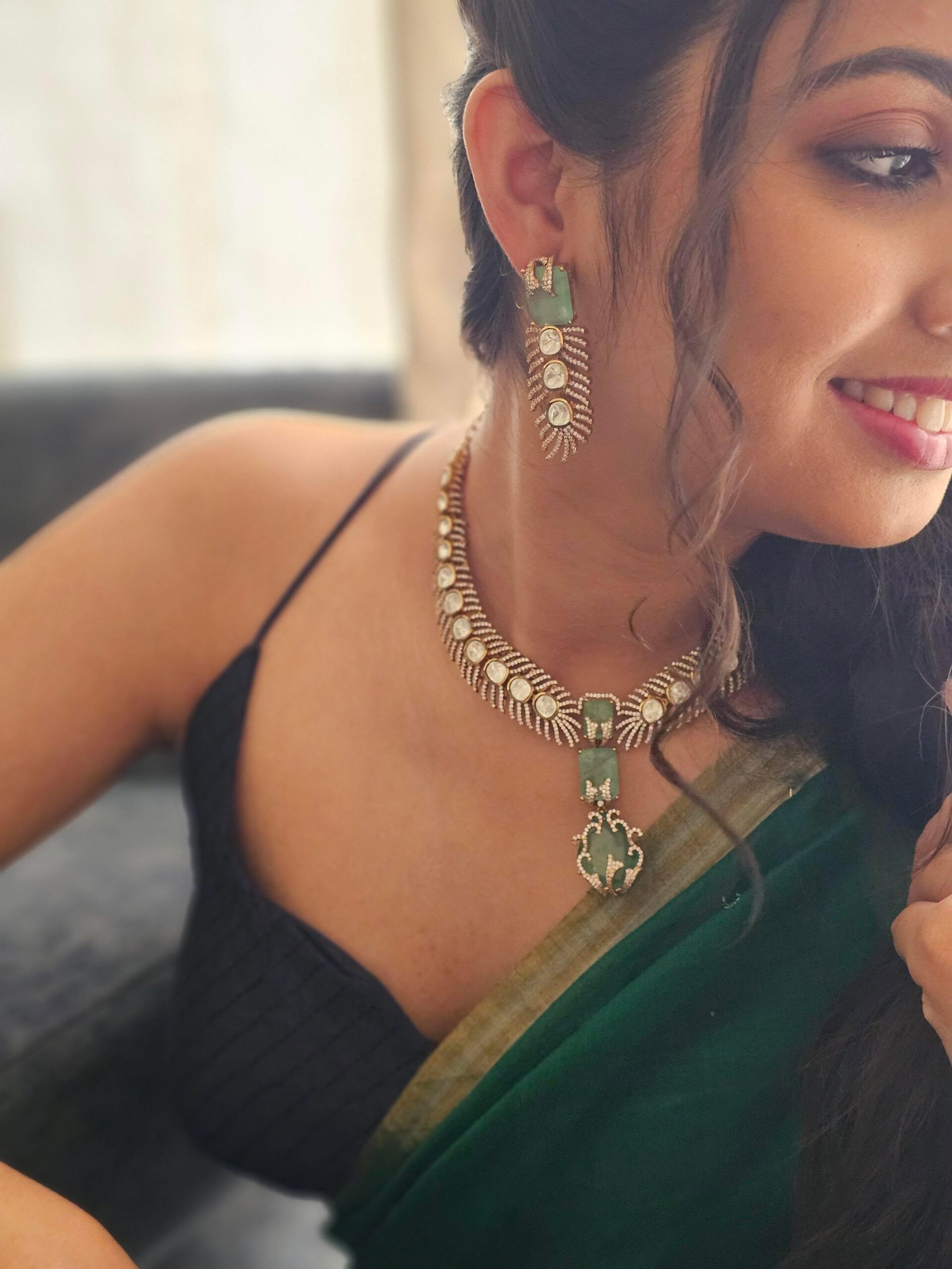 Hiral quartz and polki necklace Thumbnail