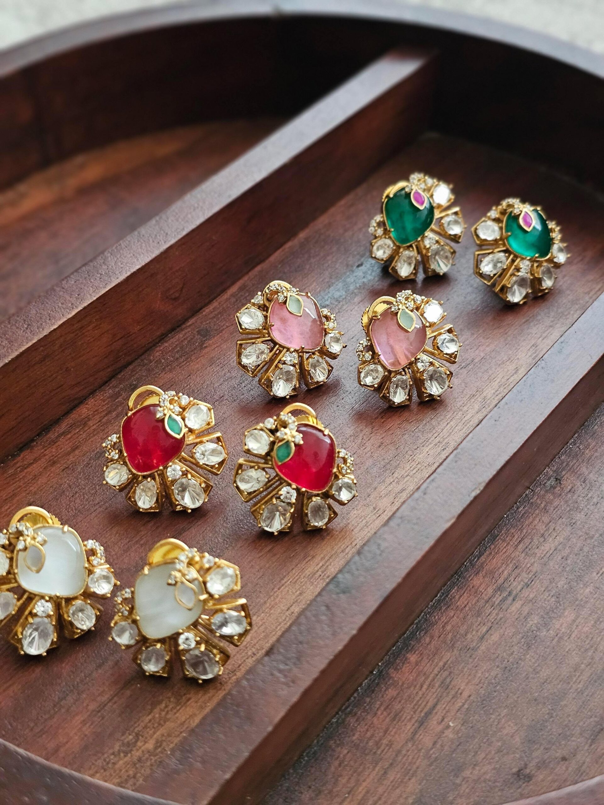 Hania quartz and polki studs Thumbnail