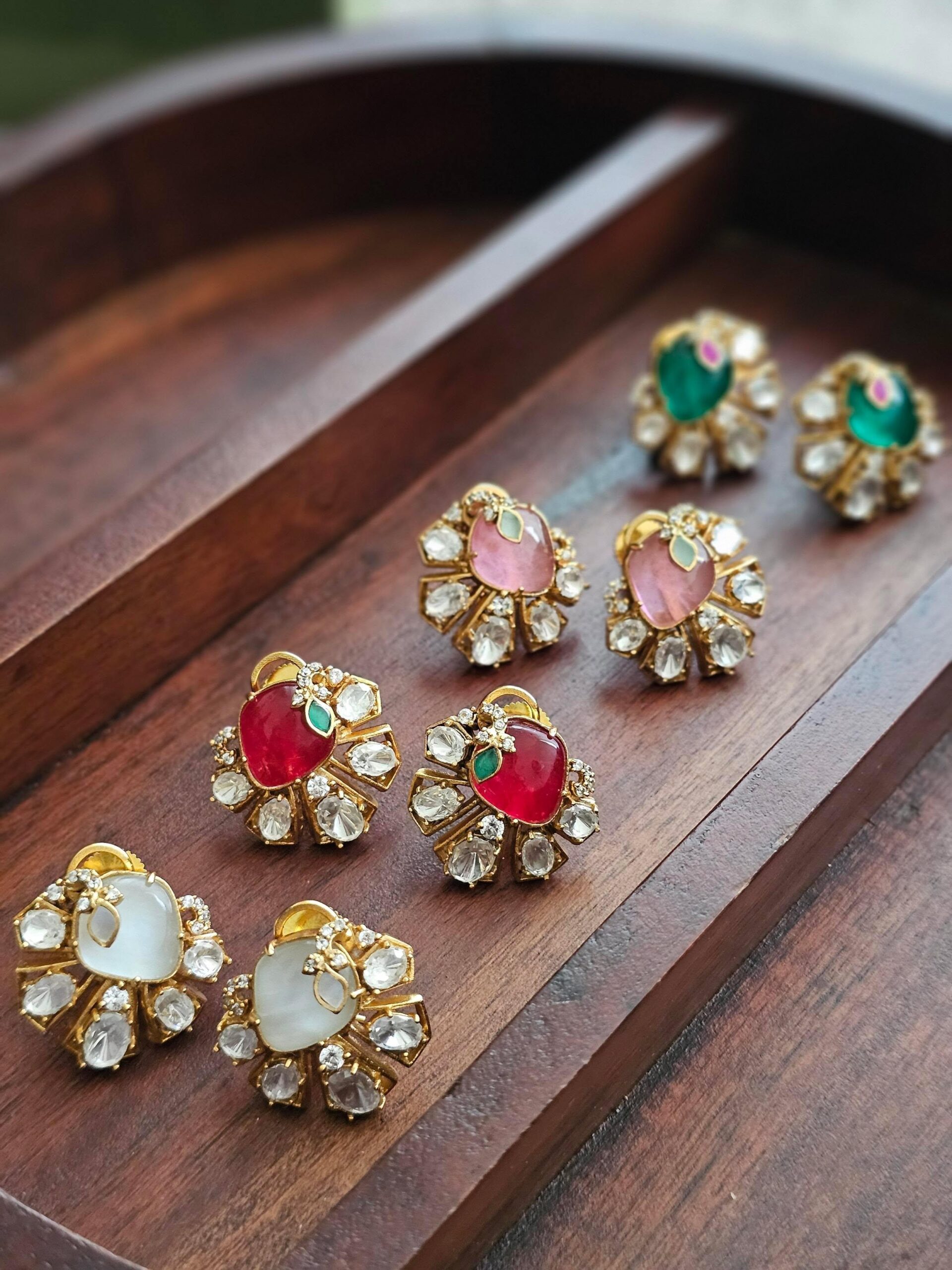 Hania quartz and polki studs Thumbnail