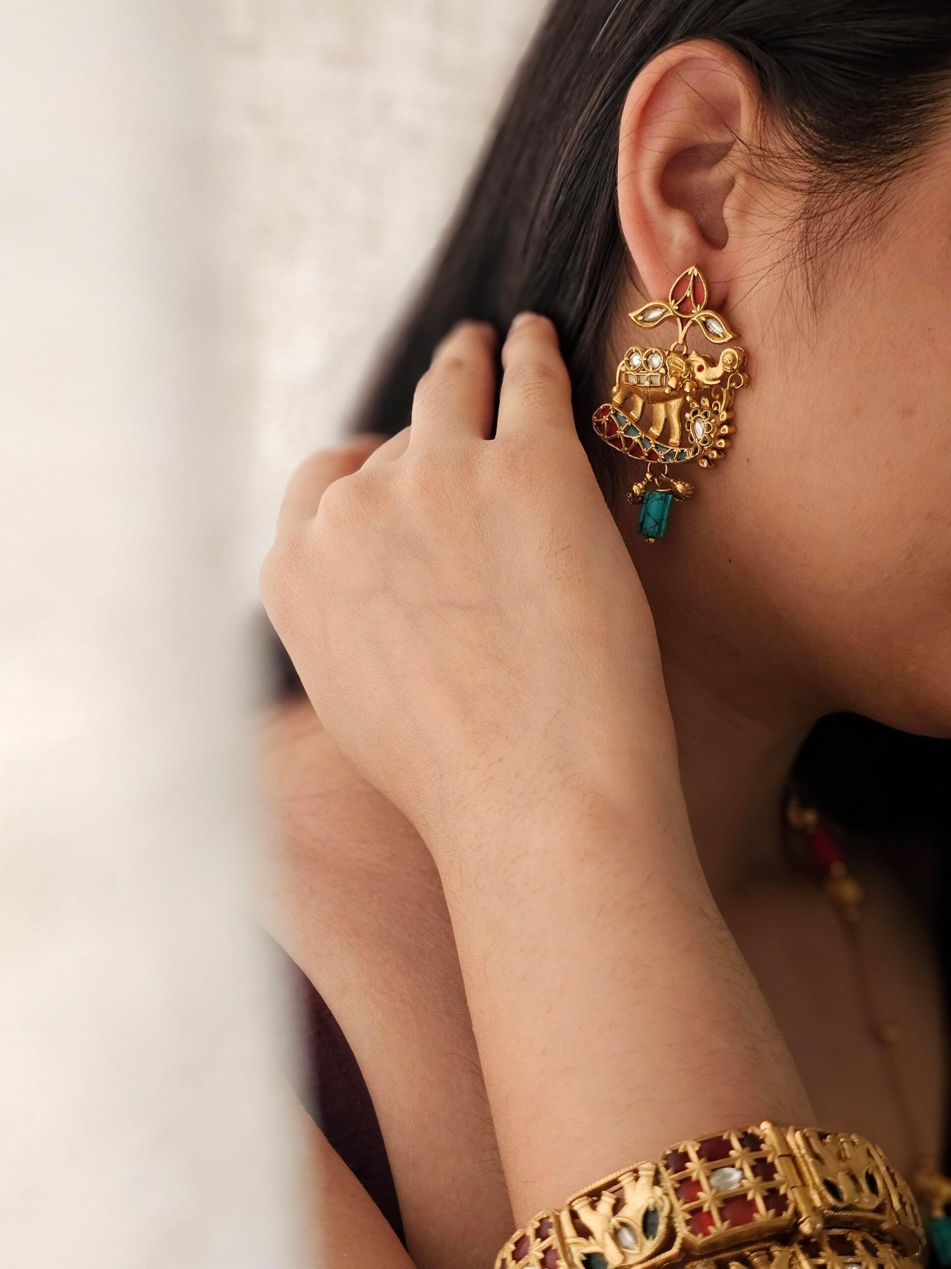 Natasha handcrafted long necklace Thumbnail