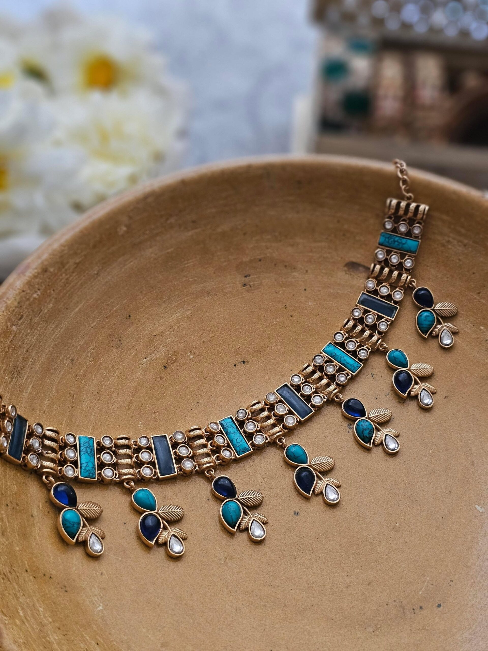 Rasika handcrafted choker Thumbnail