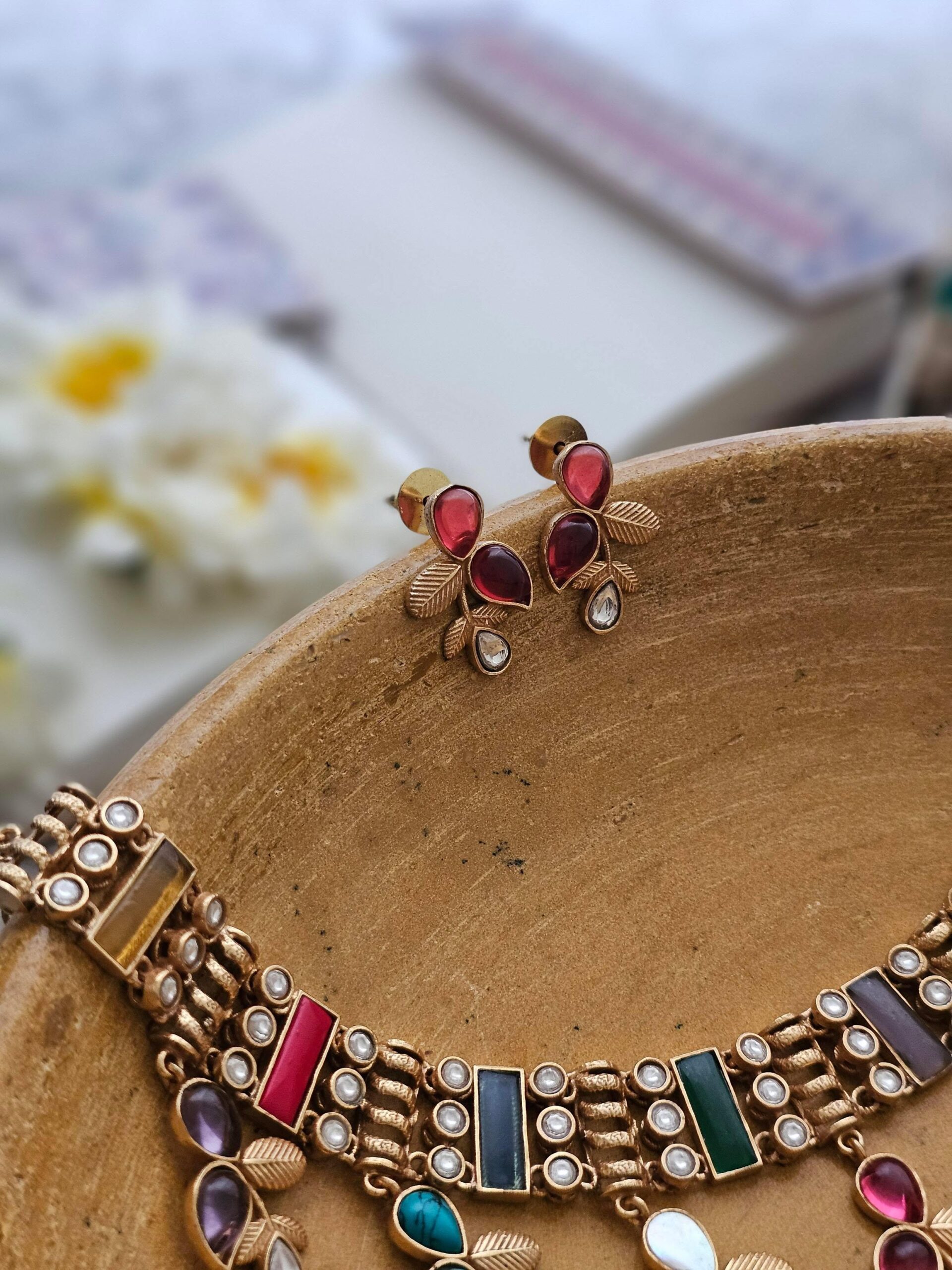 Rasika handcrafted choker Thumbnail