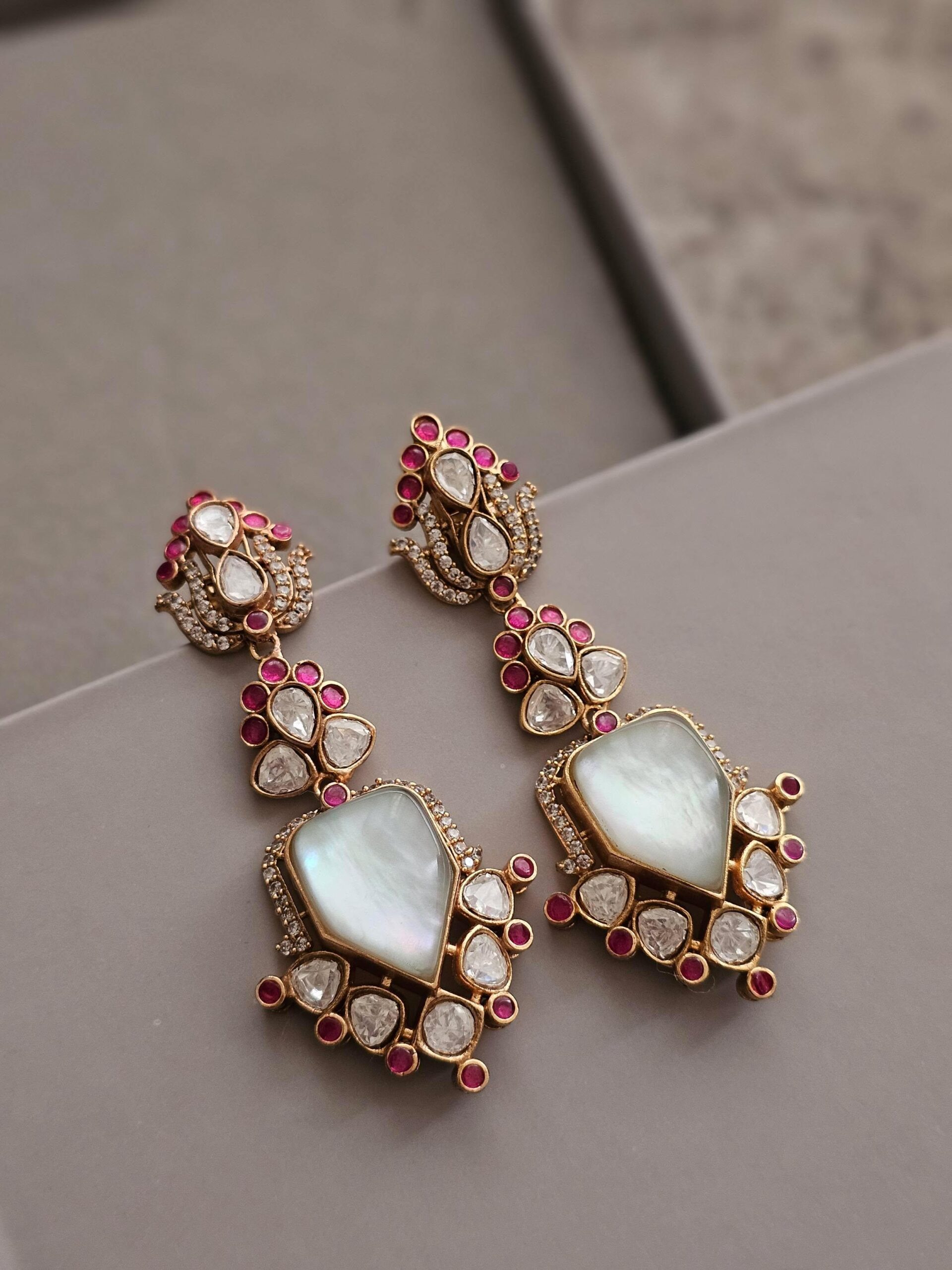 Rasika quartz and polki earrings Thumbnail