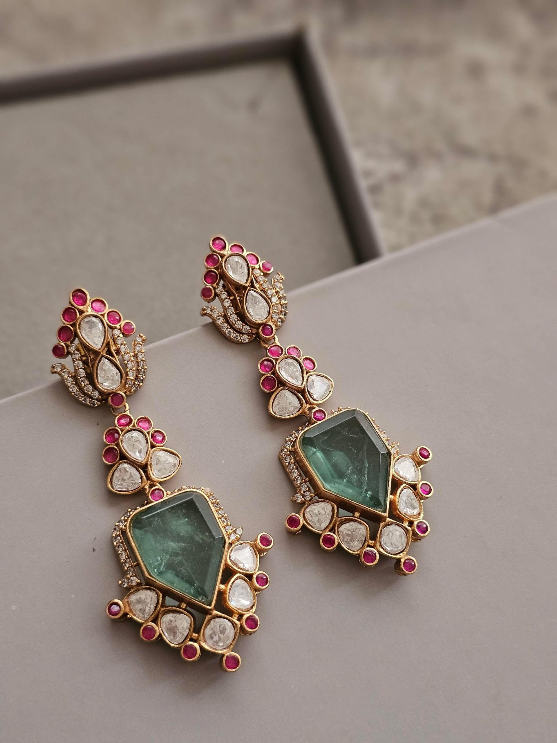 Rasika quartz and polki earrings Thumbnail
