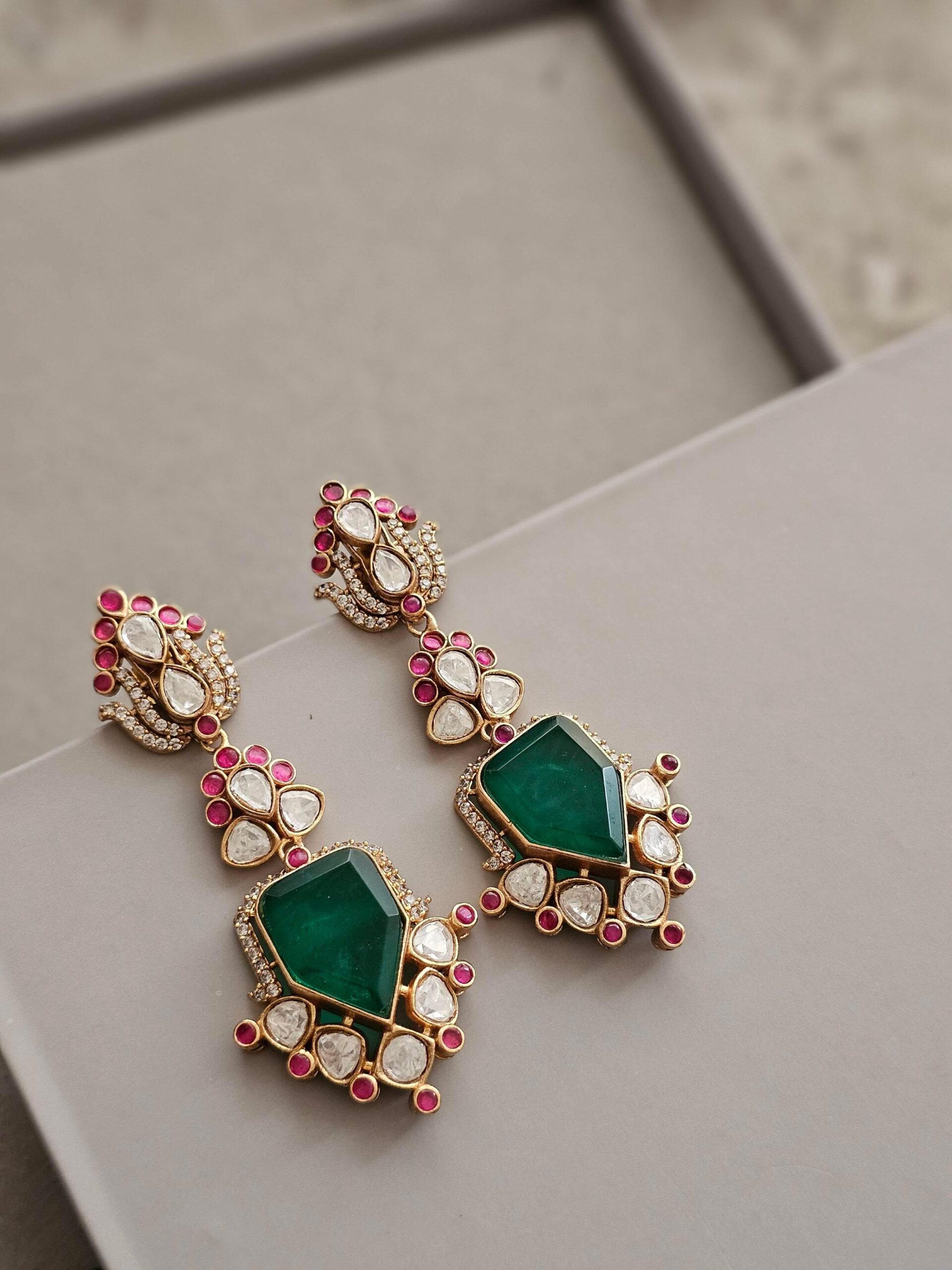 Rasika quartz and polki earrings Thumbnail