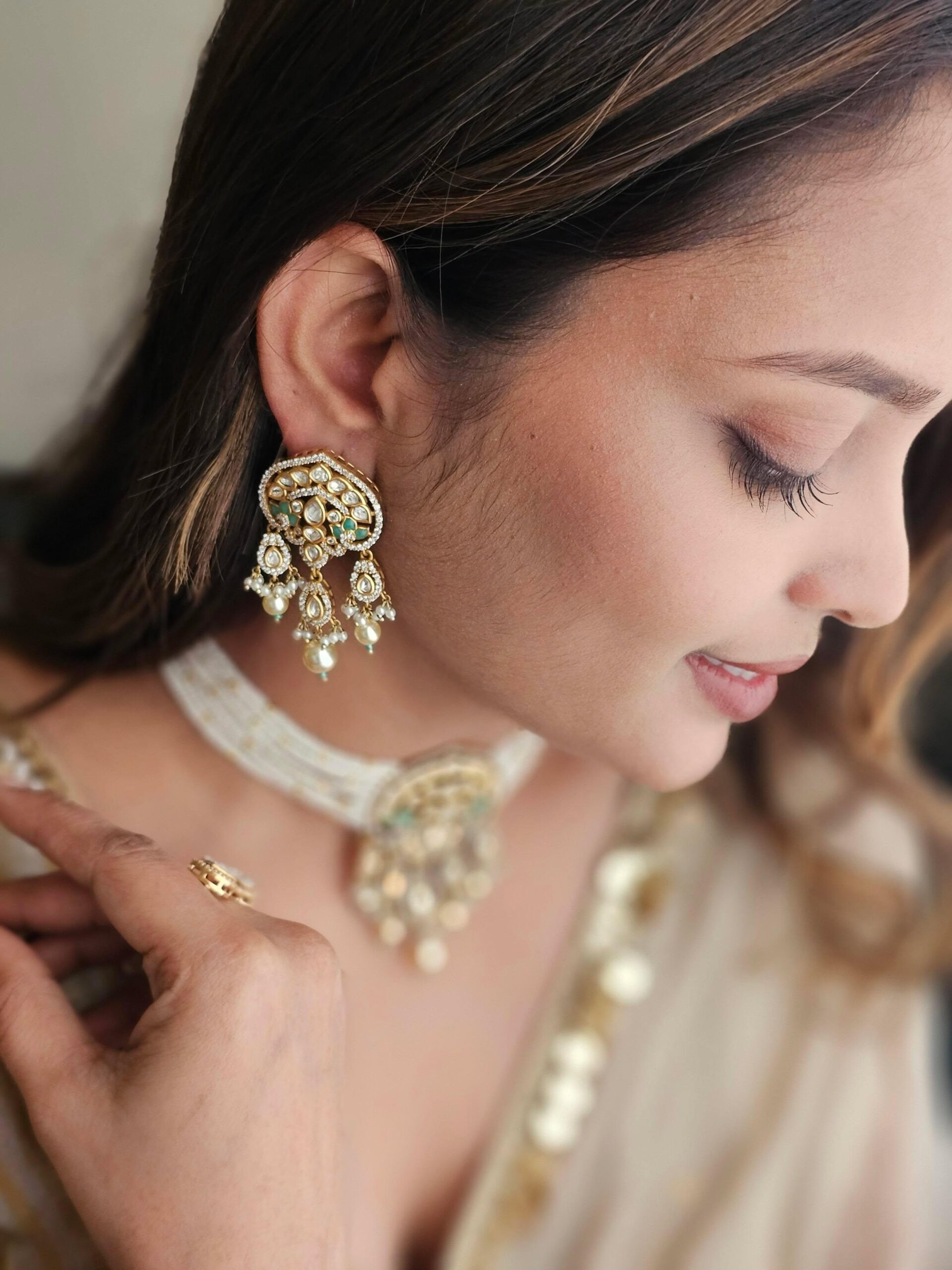 Urvi pearl and polki choker Thumbnail